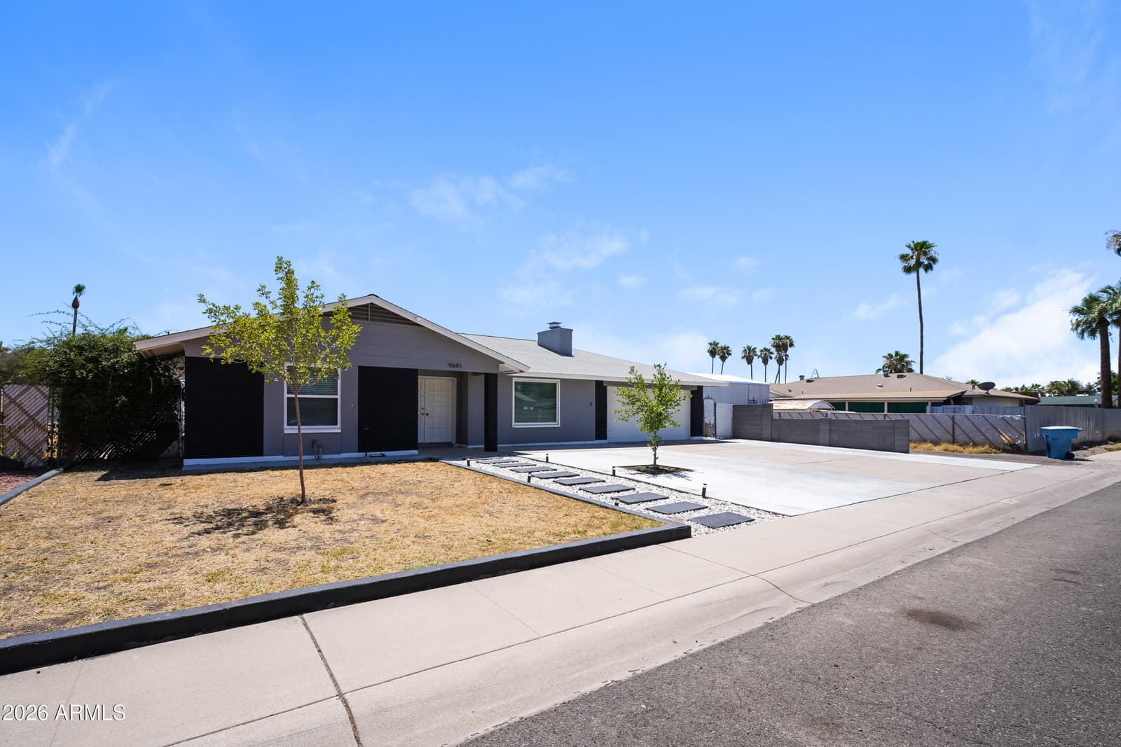 9641 N 41ST Drive, Phoenix, AZ 85051 — photo 2 of 15