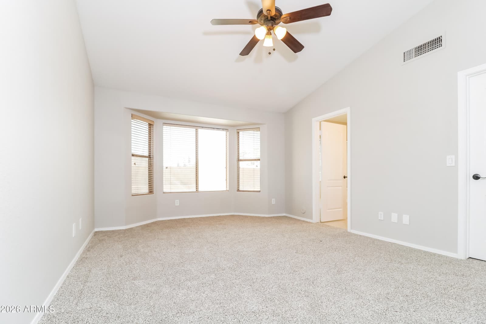 12735 W EDGEMONT Avenue, Avondale, AZ 85392 — photo 10 of 19