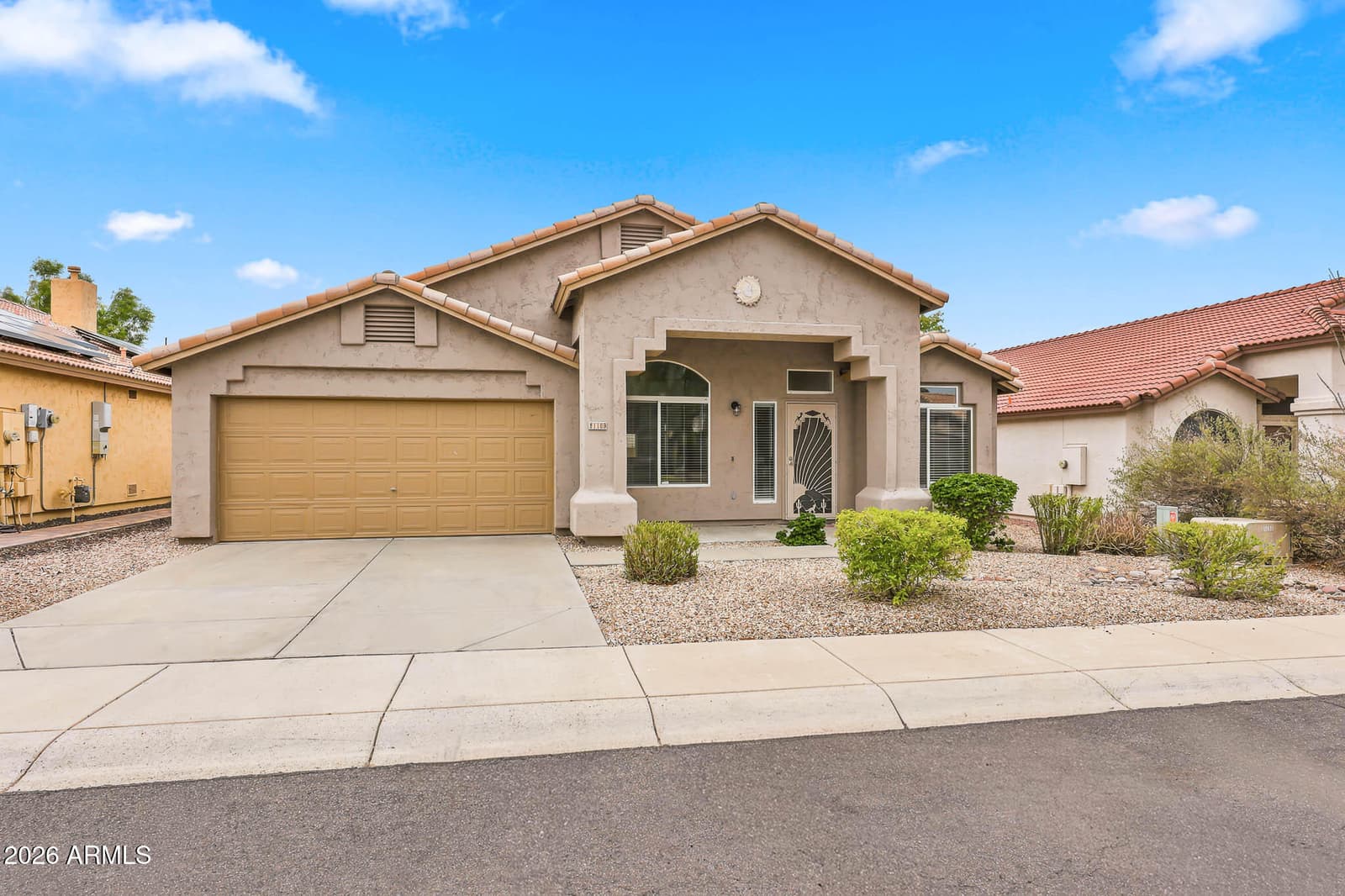 1109 E MONTOYA Lane, Phoenix, AZ 85024 — photo 2 of 48