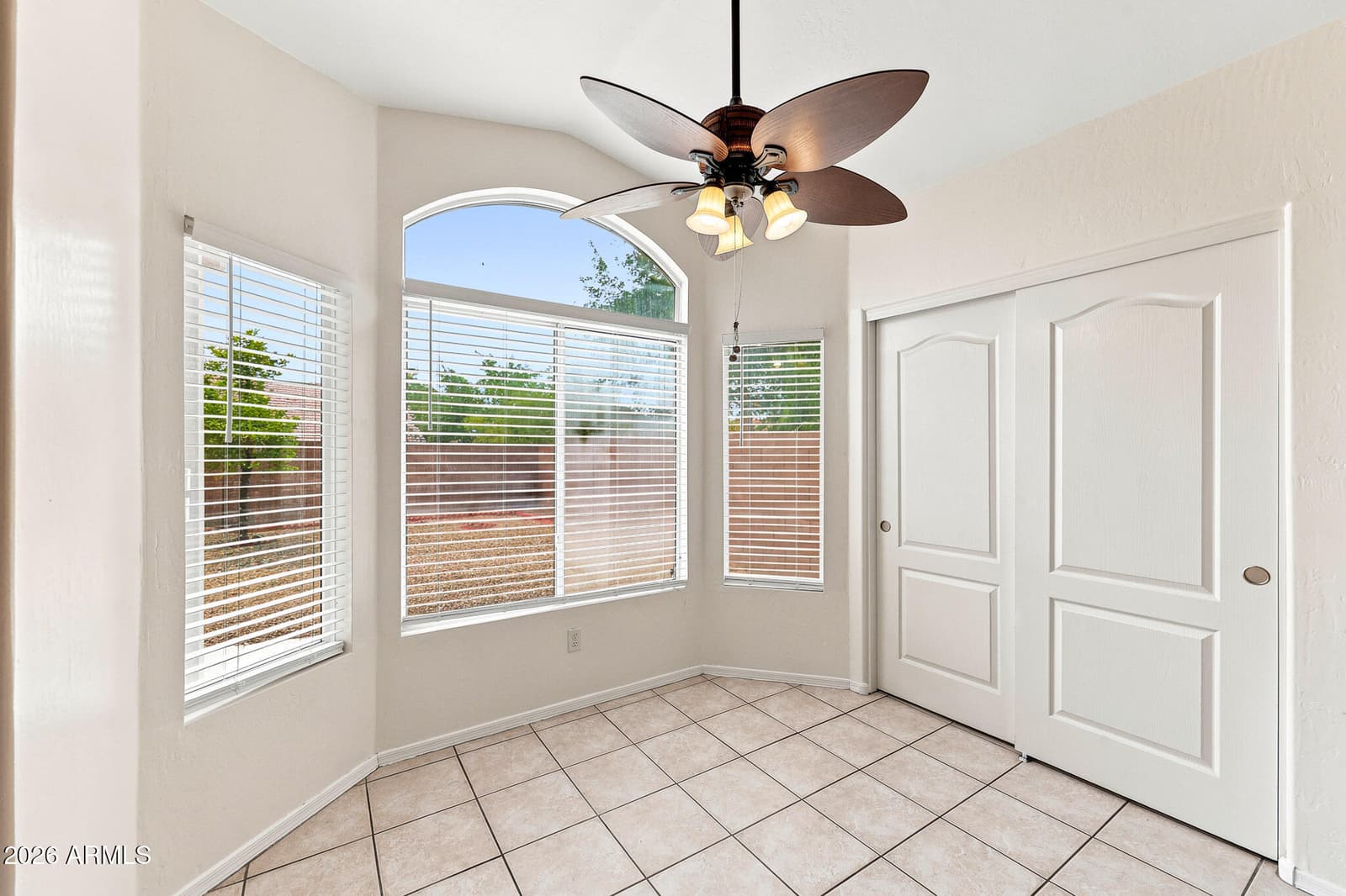 1109 E MONTOYA Lane, Phoenix, AZ 85024 — photo 15 of 48