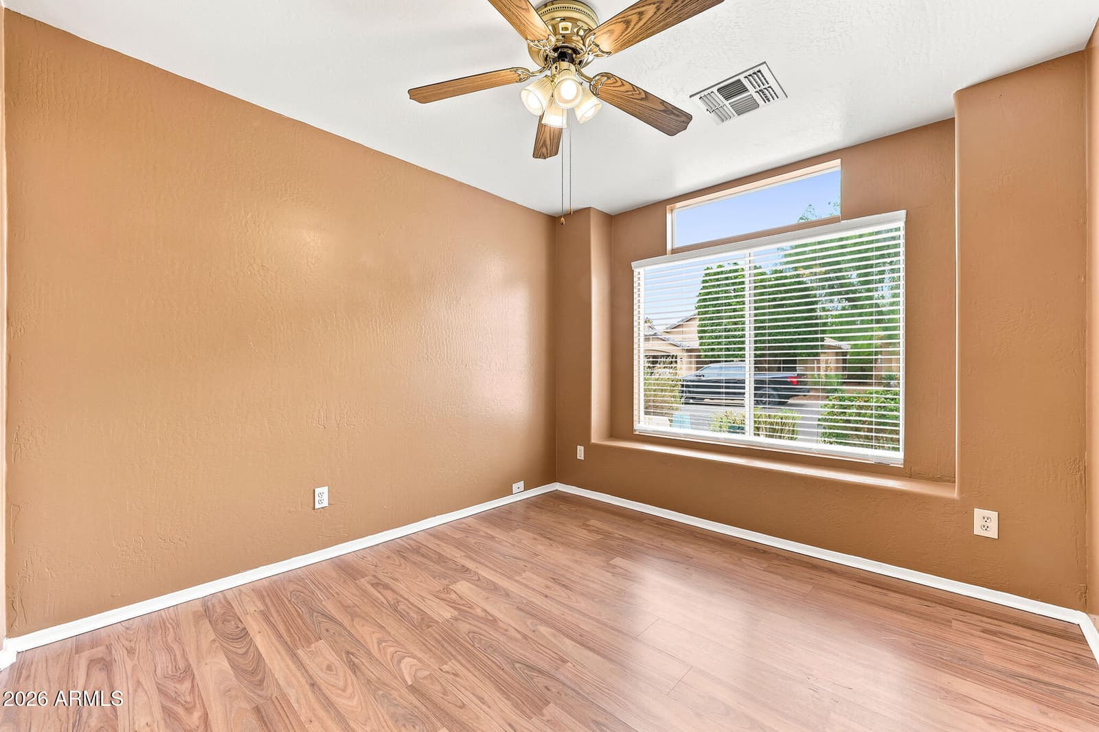 1109 E MONTOYA Lane, Phoenix, AZ 85024 — photo 38 of 48