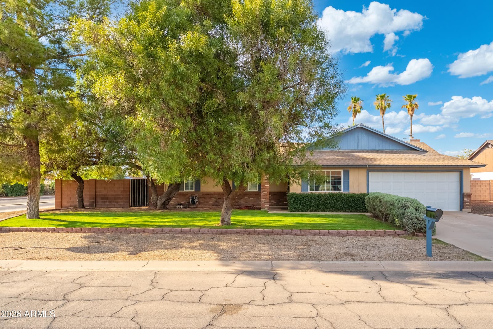 502 E GABRILLA Drive, Casa Grande, AZ 85122 — photo 1 of 48