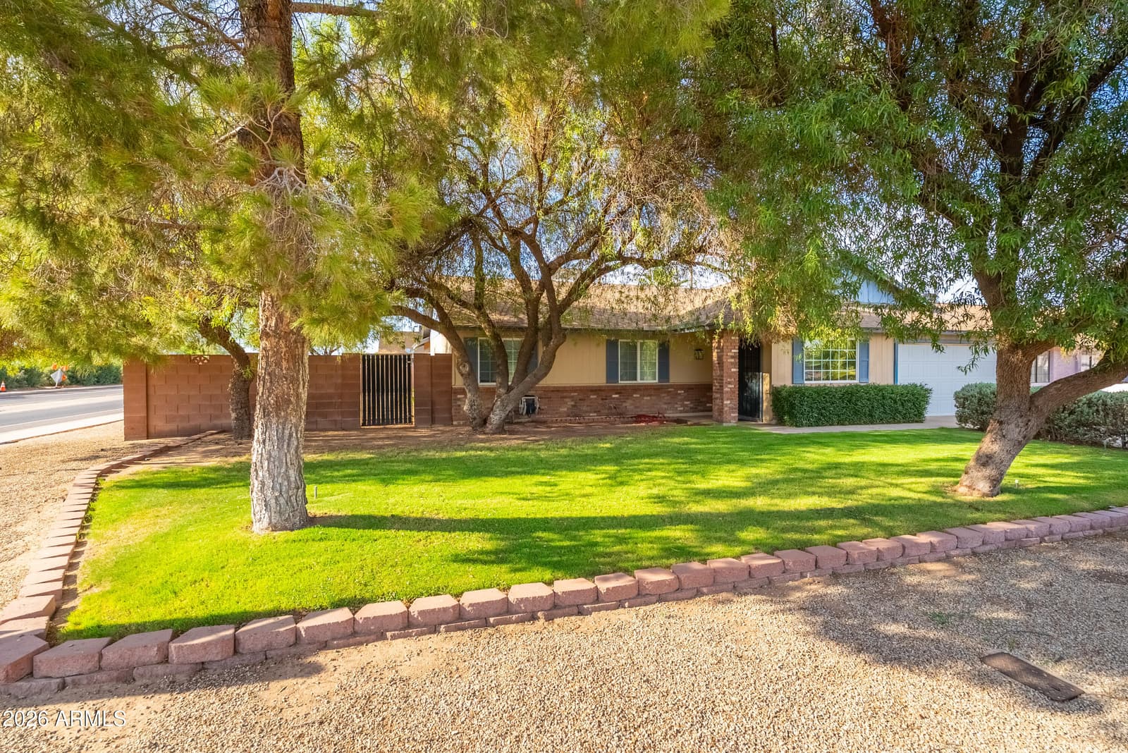 502 E GABRILLA Drive, Casa Grande, AZ 85122 — photo 4 of 48