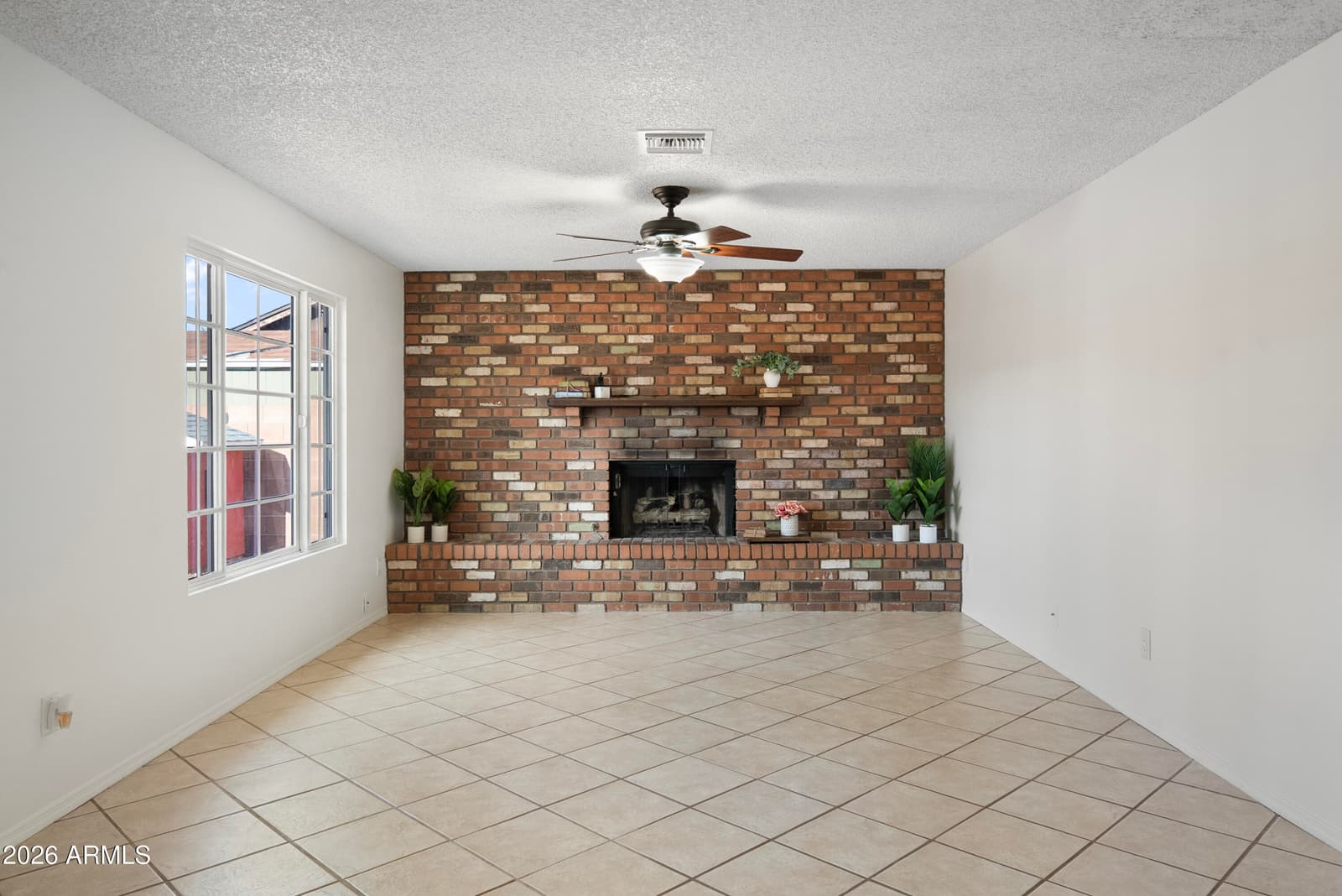 502 E GABRILLA Drive, Casa Grande, AZ 85122 — photo 18 of 48
