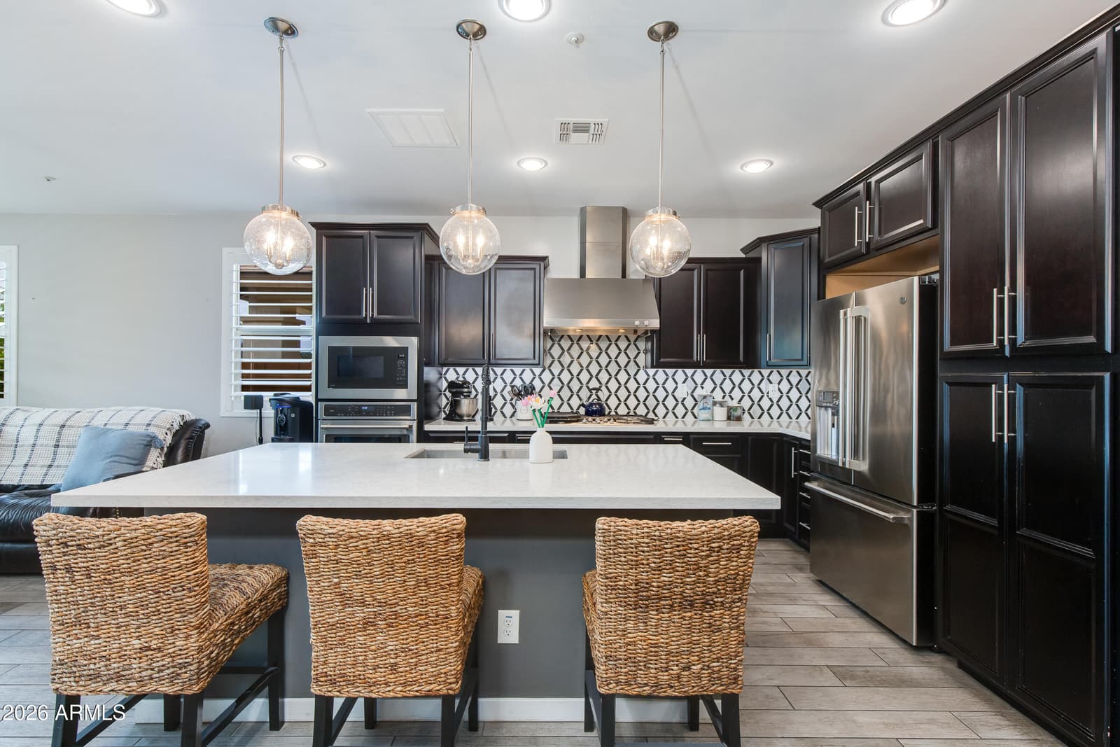 3865 E LOMA VISTA Street, Gilbert, AZ 85295 — photo 12 of 65