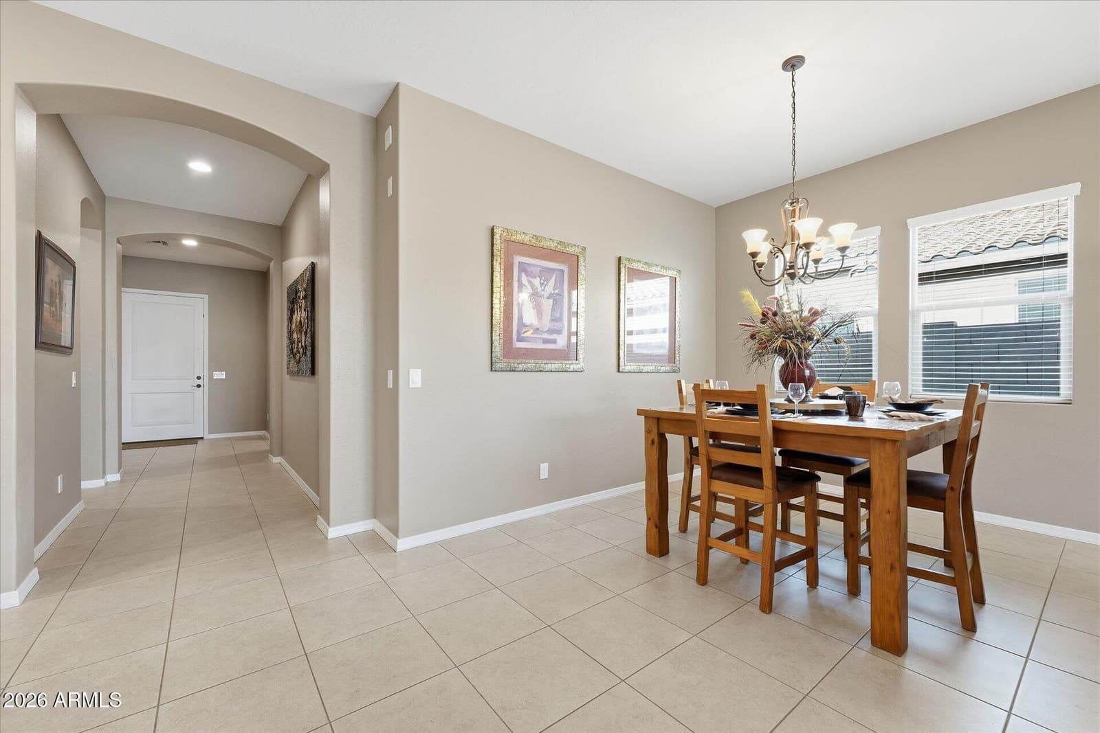 129 W WHITE OAK Avenue, Queen Creek, AZ 85140 — photo 11 of 61