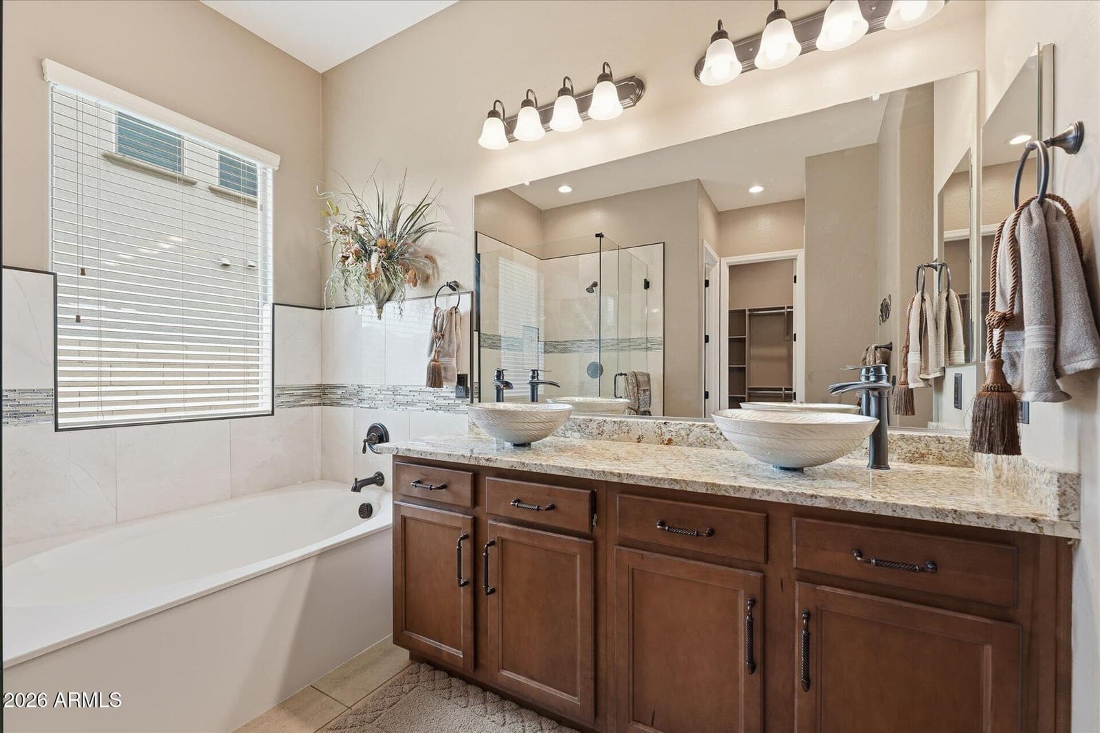 129 W WHITE OAK Avenue, Queen Creek, AZ 85140 — photo 20 of 61