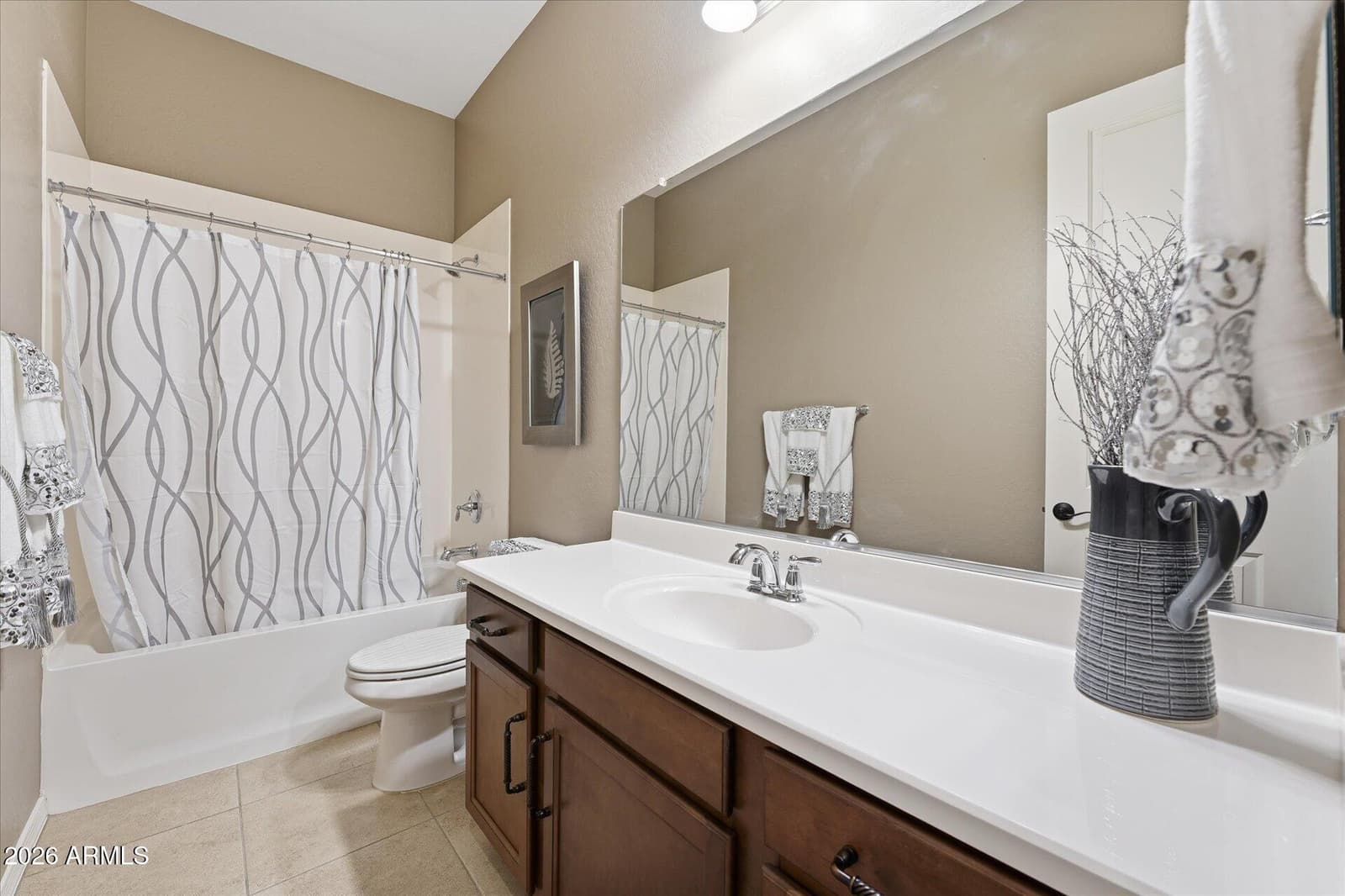 129 W WHITE OAK Avenue, Queen Creek, AZ 85140 — photo 26 of 61
