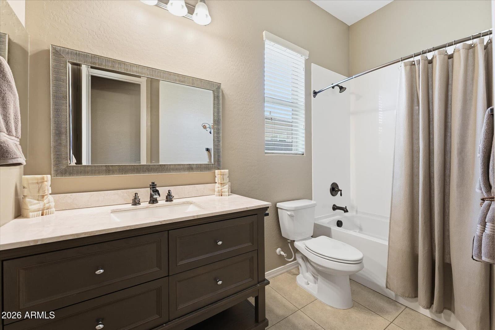 129 W WHITE OAK Avenue, Queen Creek, AZ 85140 — photo 31 of 61