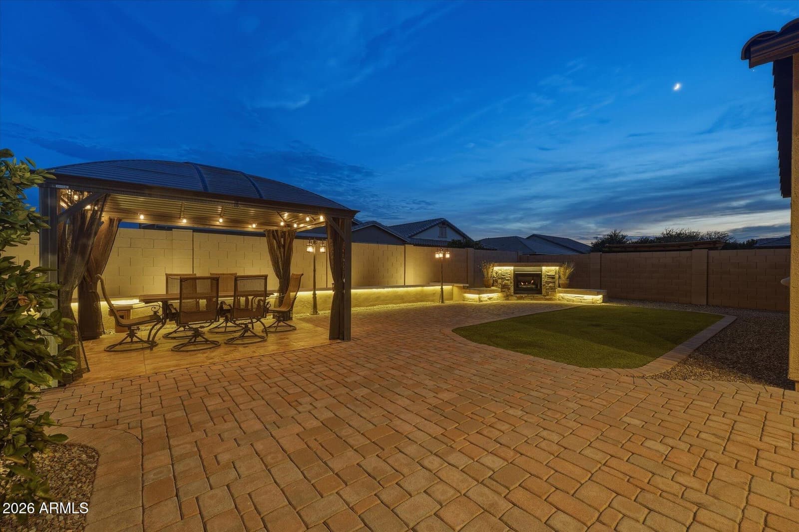 129 W WHITE OAK Avenue, Queen Creek, AZ 85140 — photo 45 of 61