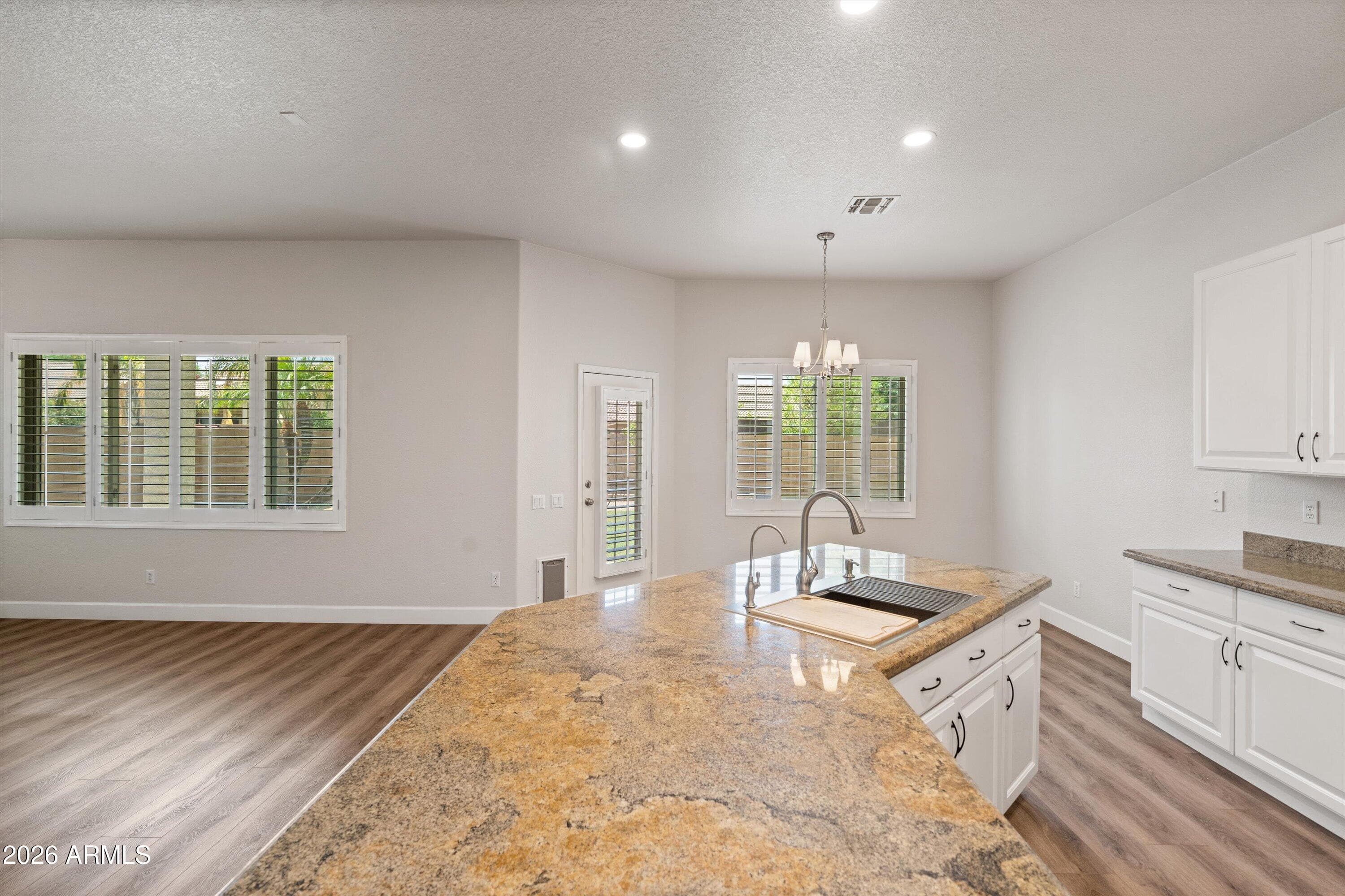 8517 E NEVILLE Avenue, Mesa, AZ 85209 — photo 10 of 30