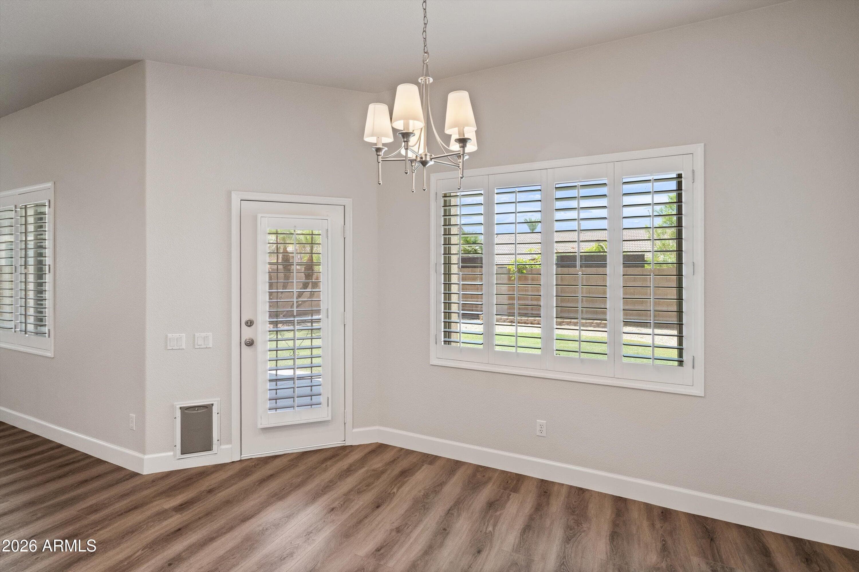 8517 E NEVILLE Avenue, Mesa, AZ 85209 — photo 11 of 30