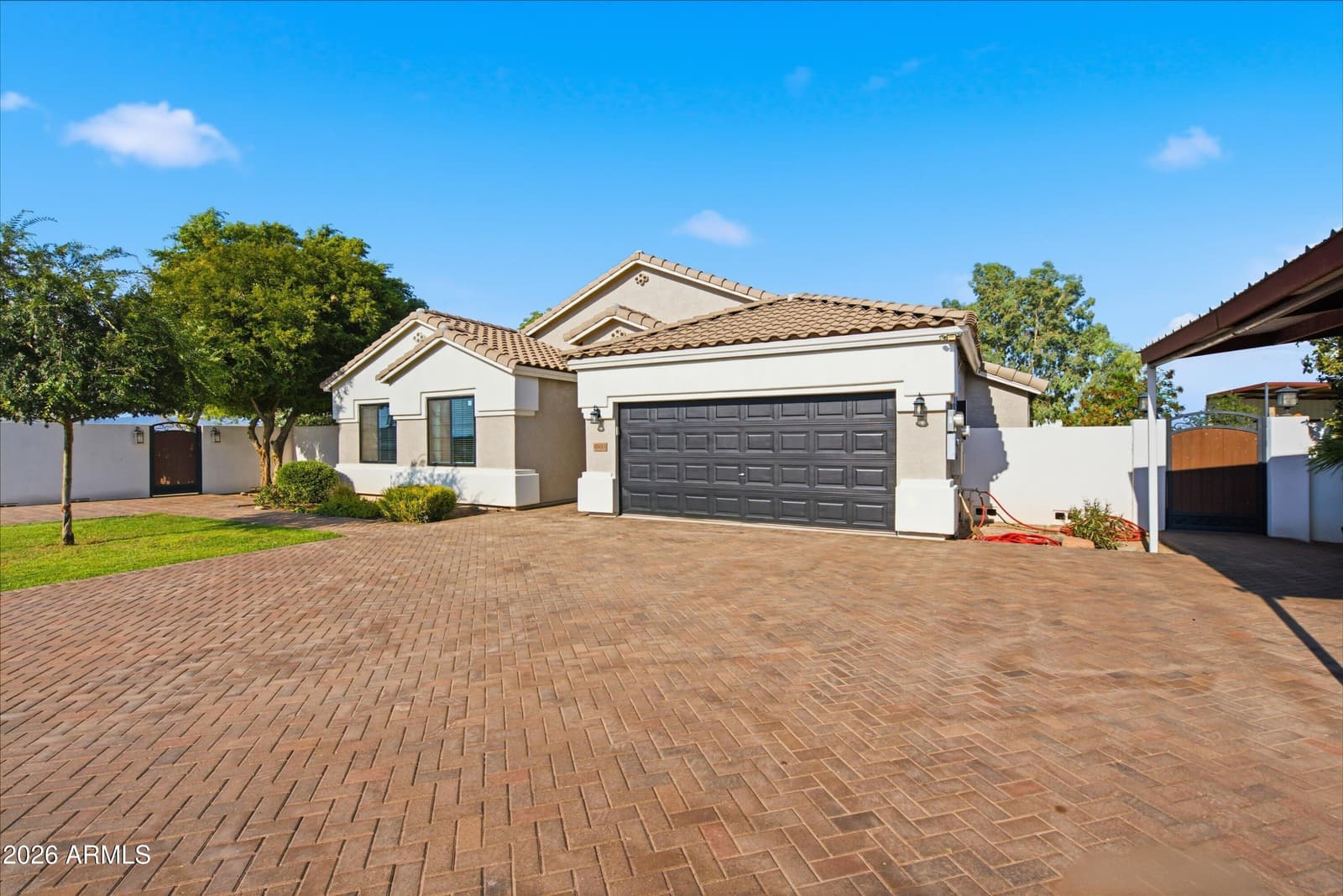 10013 S 280TH Lane, Buckeye, AZ 85326 — photo 4 of 94