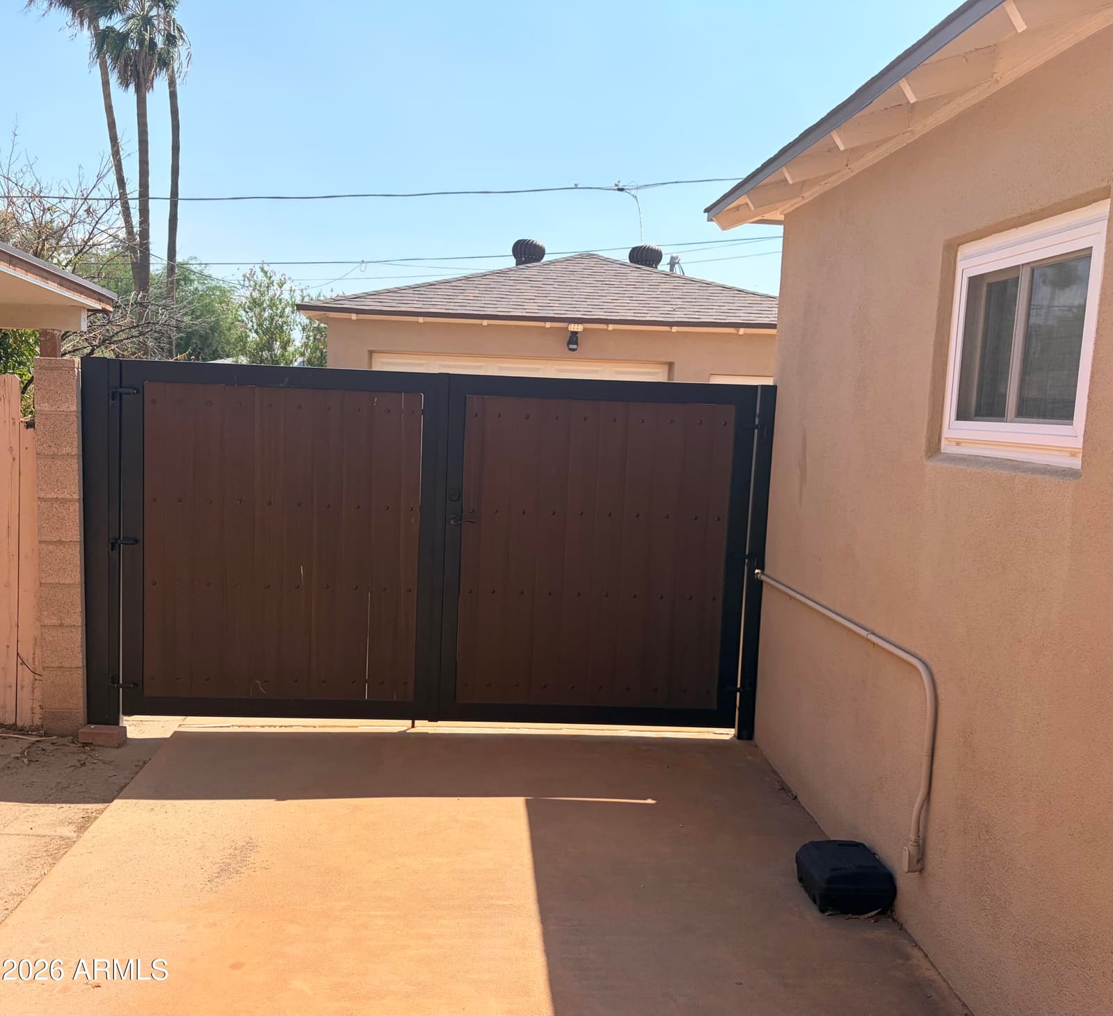 2854 N GREENFIELD Road, Phoenix, AZ 85006 — photo 9 of 13