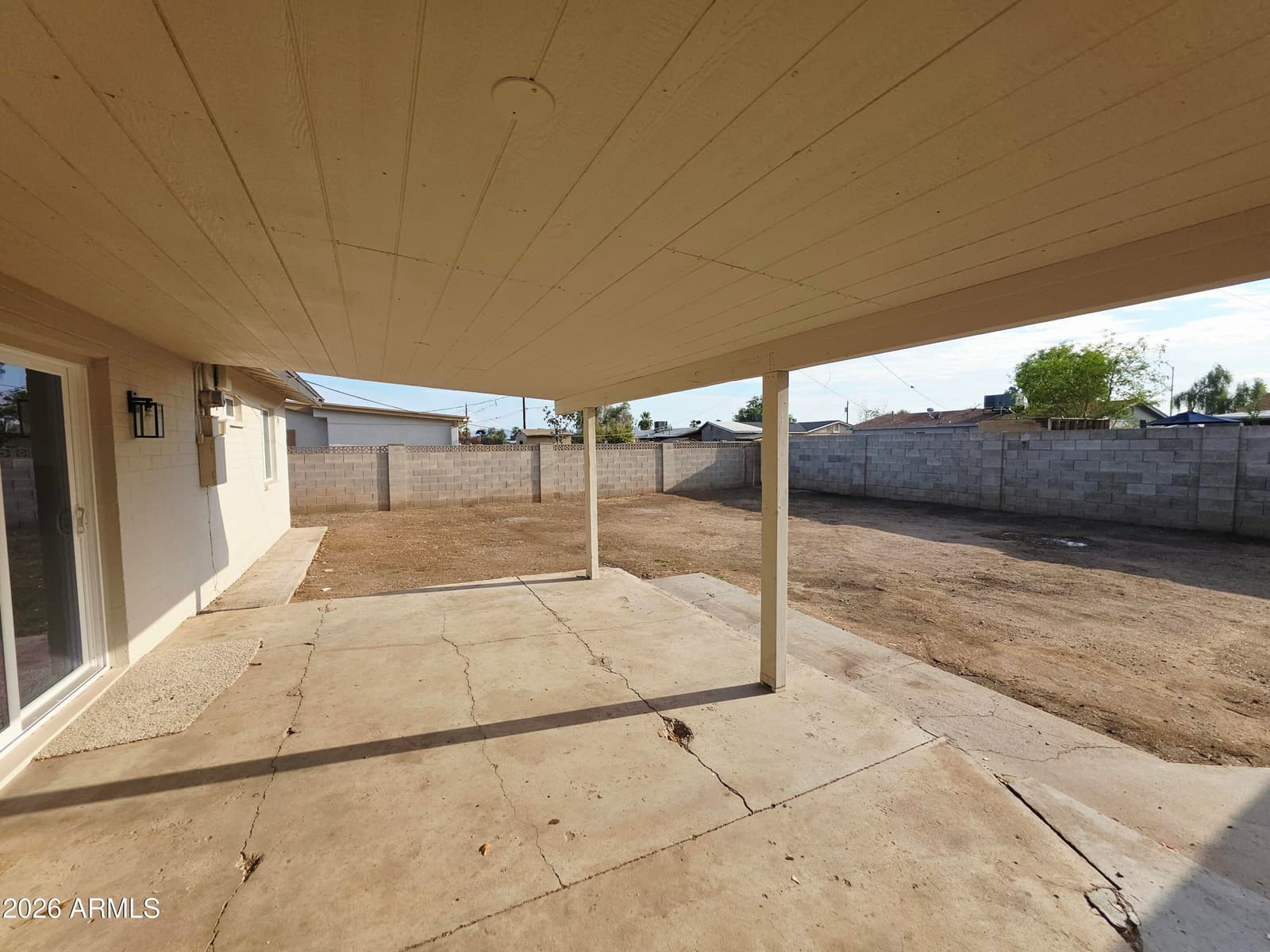 2516 N 47TH Drive, Phoenix, AZ 85035 — photo 6 of 18