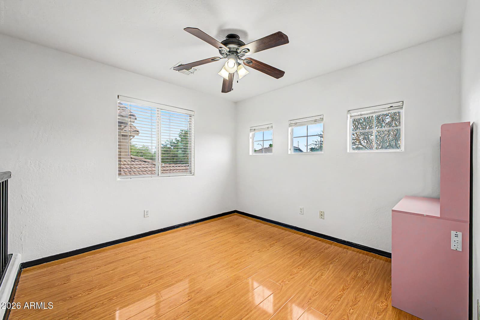 7224 W PIONEER Street, Phoenix, AZ 85043 — photo 16 of 37