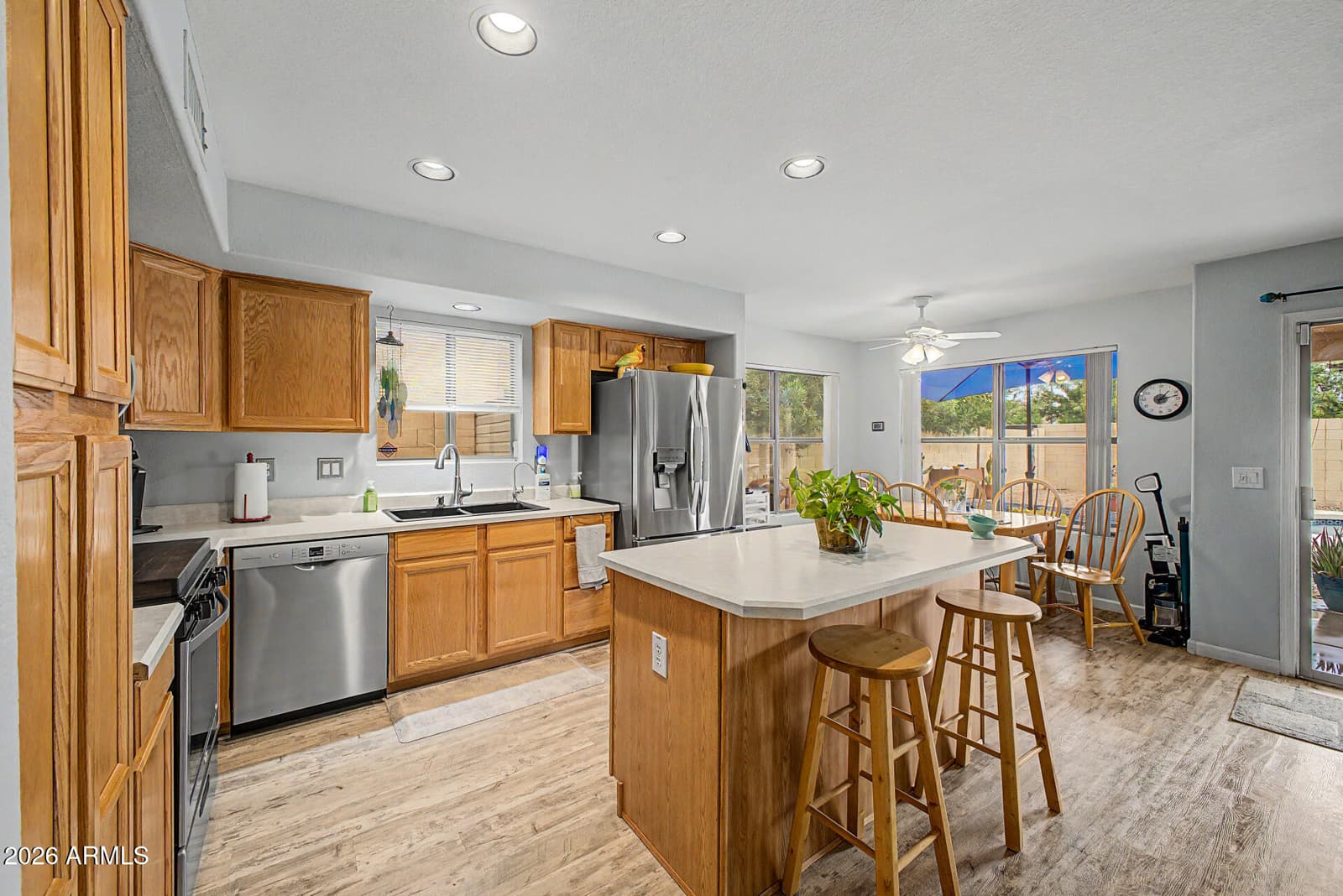 1071 S HONEYSUCKLE Lane, Gilbert, AZ 85296 — photo 11 of 37