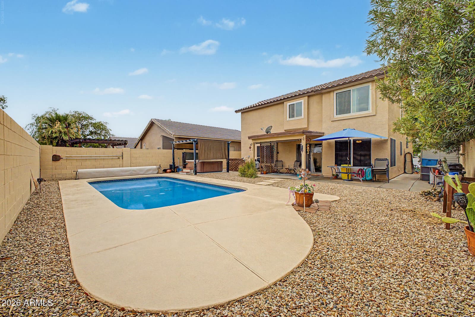 1071 S HONEYSUCKLE Lane, Gilbert, AZ 85296 — photo 35 of 37