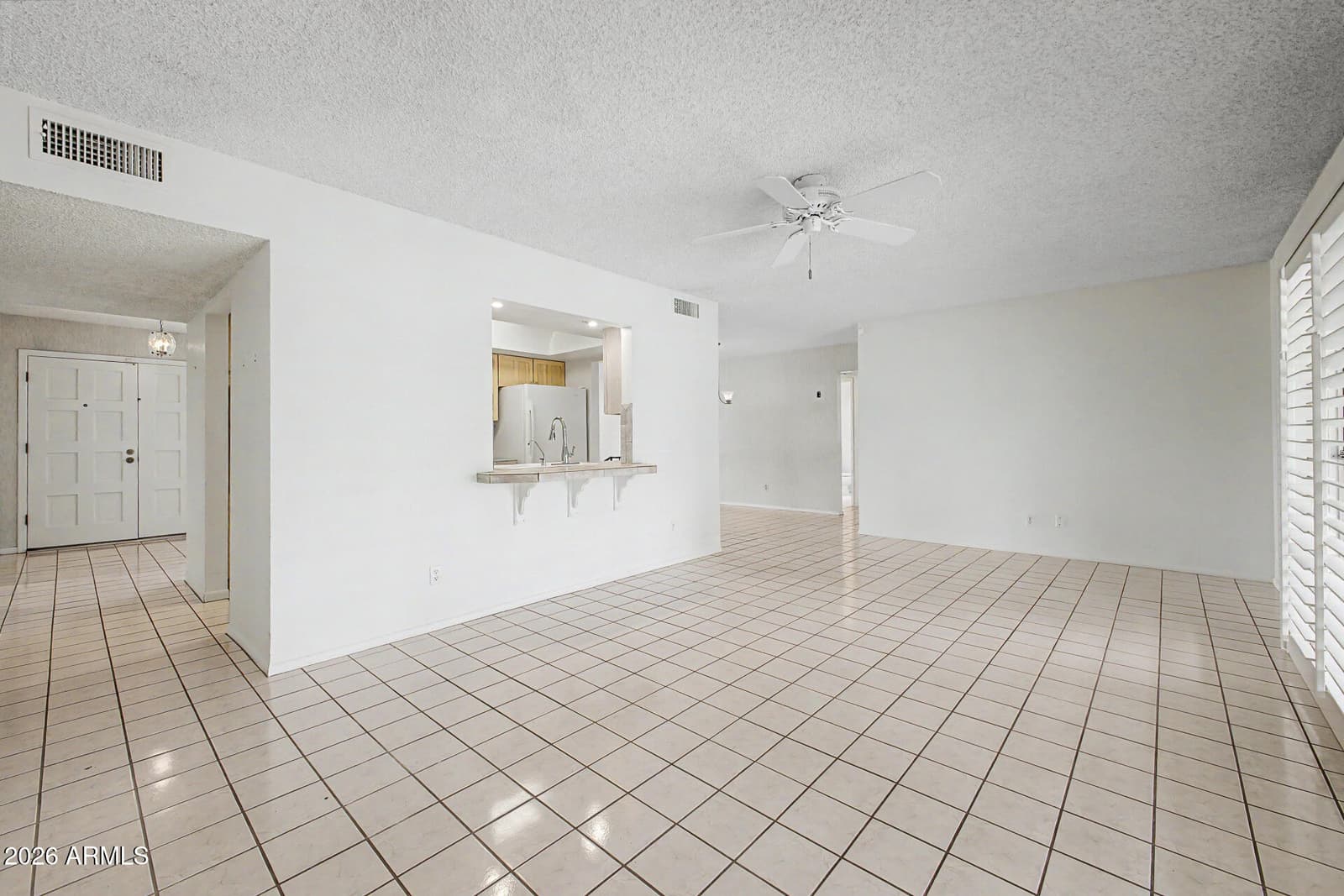 2801 E NORTH Lane, Phoenix, AZ 85028 — photo 13 of 31