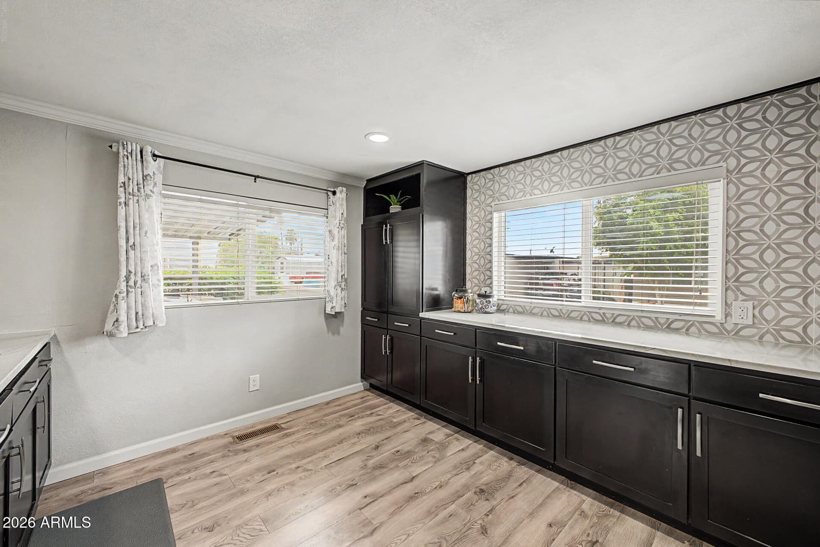15601 N 19TH Avenue 36, Phoenix, AZ 85023 — photo 11 of 31