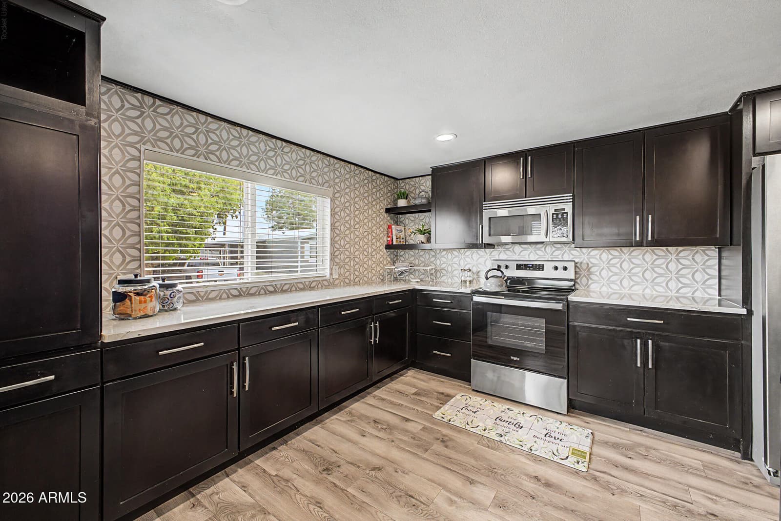 15601 N 19TH Avenue 36, Phoenix, AZ 85023 — photo 12 of 31
