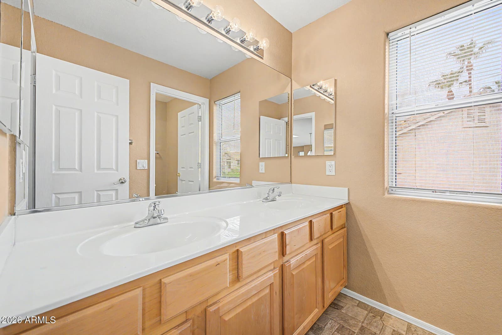 20277 N 68TH Drive, Glendale, AZ 85308 — photo 10 of 14