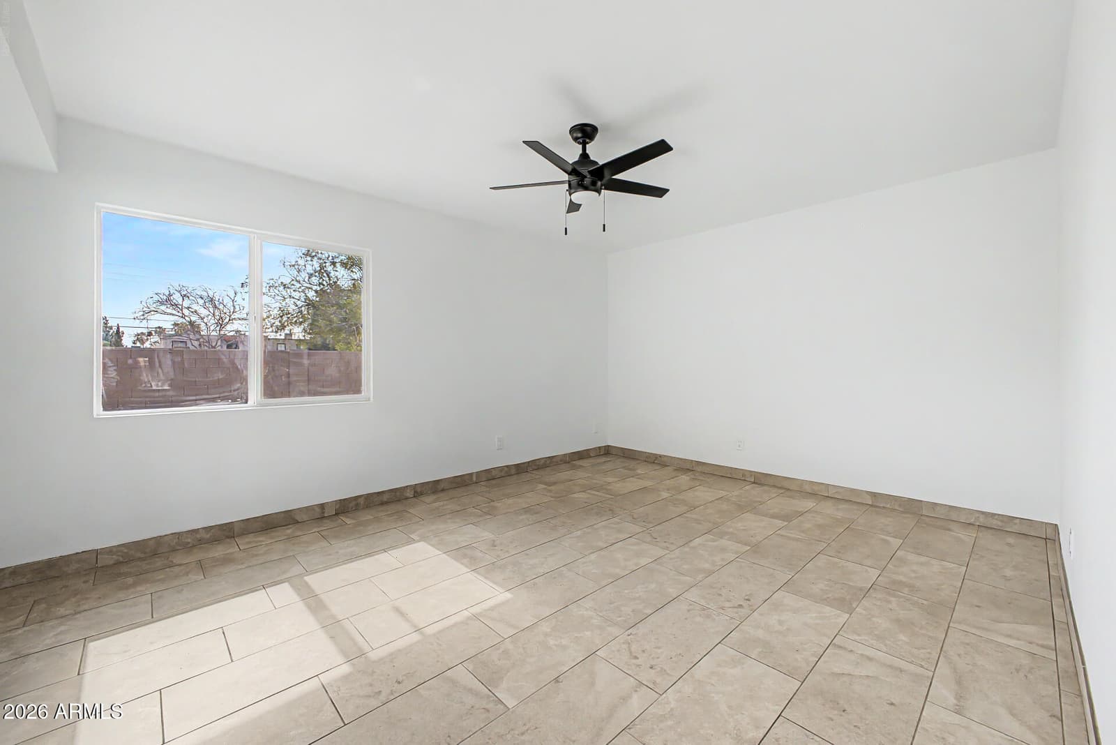 5708 N 42nd Lane, Phoenix, AZ 85019 — photo 11 of 24
