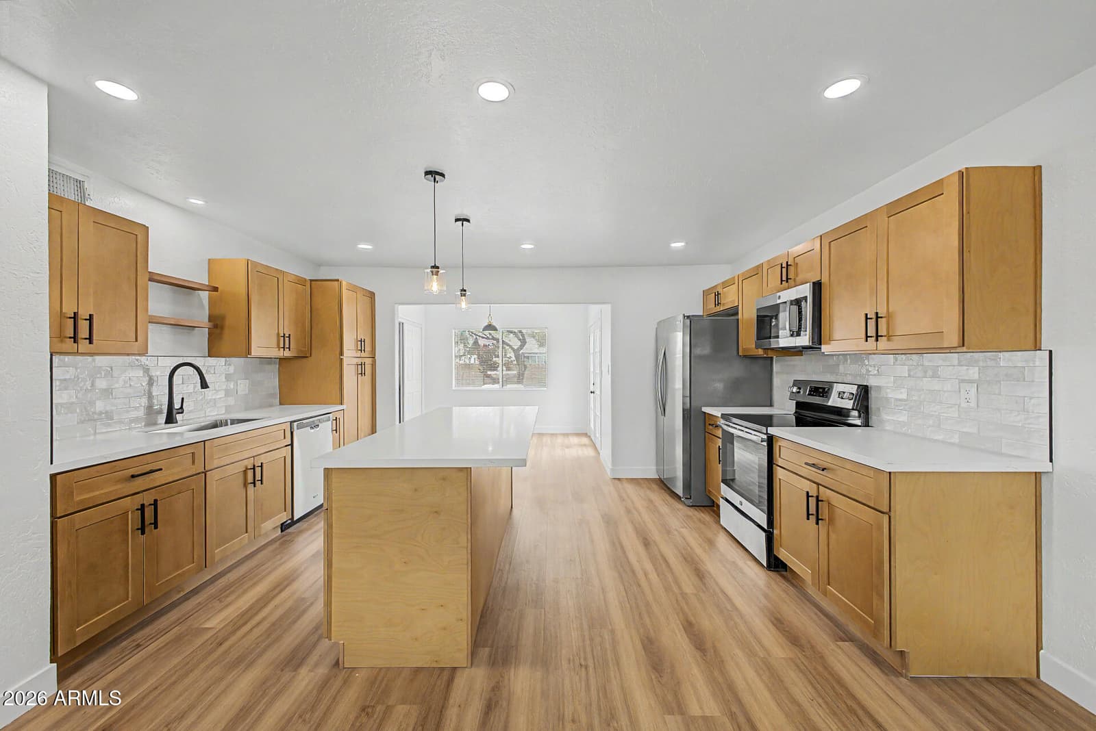 14654 N 54TH Avenue, Glendale, AZ 85306 — photo 13 of 33