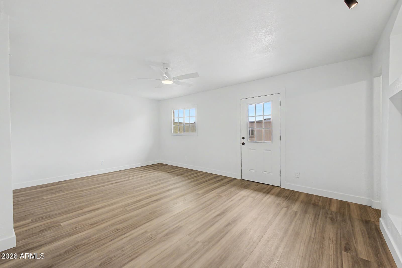 14654 N 54TH Avenue, Glendale, AZ 85306 — photo 16 of 33