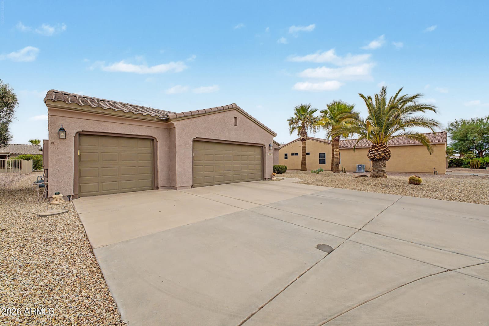 15940 W ZINNIA Court, Surprise, AZ 85374 — photo 2 of 38