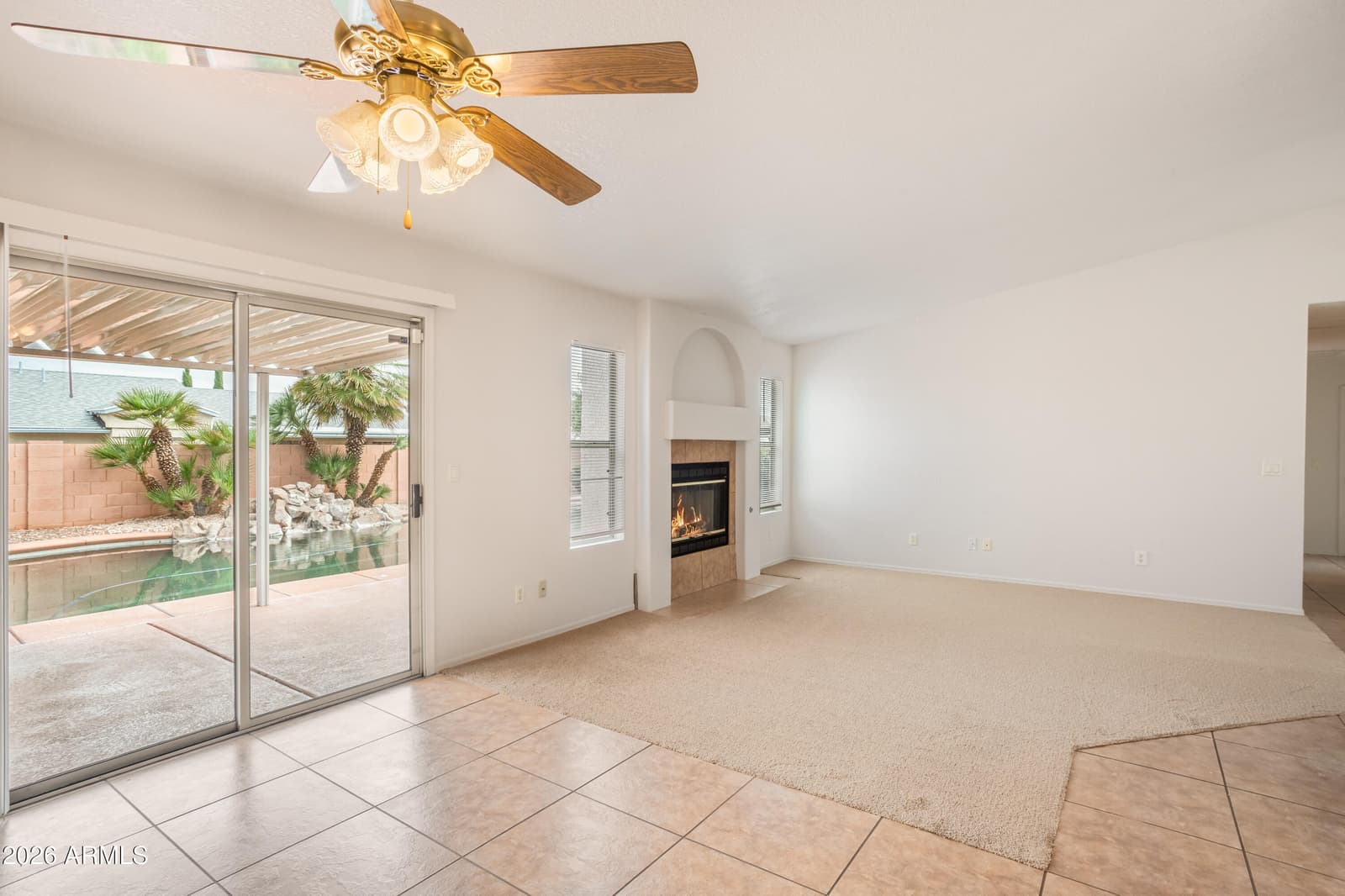 3085 RAVEN Drive, Sierra Vista, AZ 85650 — photo 8 of 40