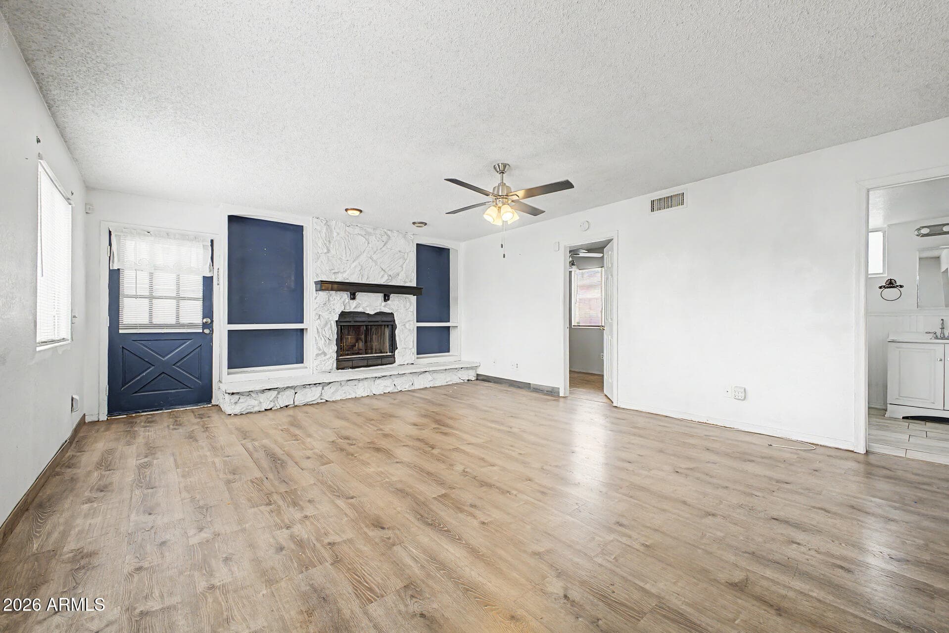 730 S WHITING Circle, Mesa, AZ 85204 — photo 10 of 60