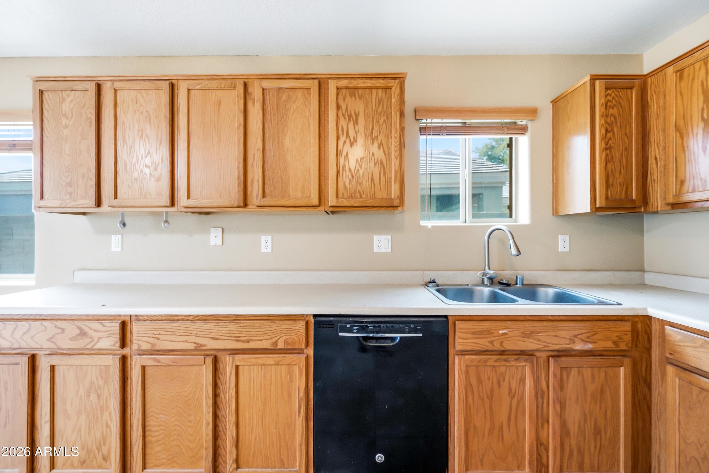 17475 W VENTURA Street, Surprise, AZ 85388 — photo 10 of 29