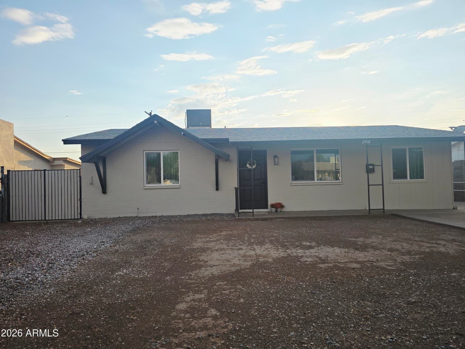 2516 N 47TH Drive, Phoenix, AZ 85035 — photo 2 of 18