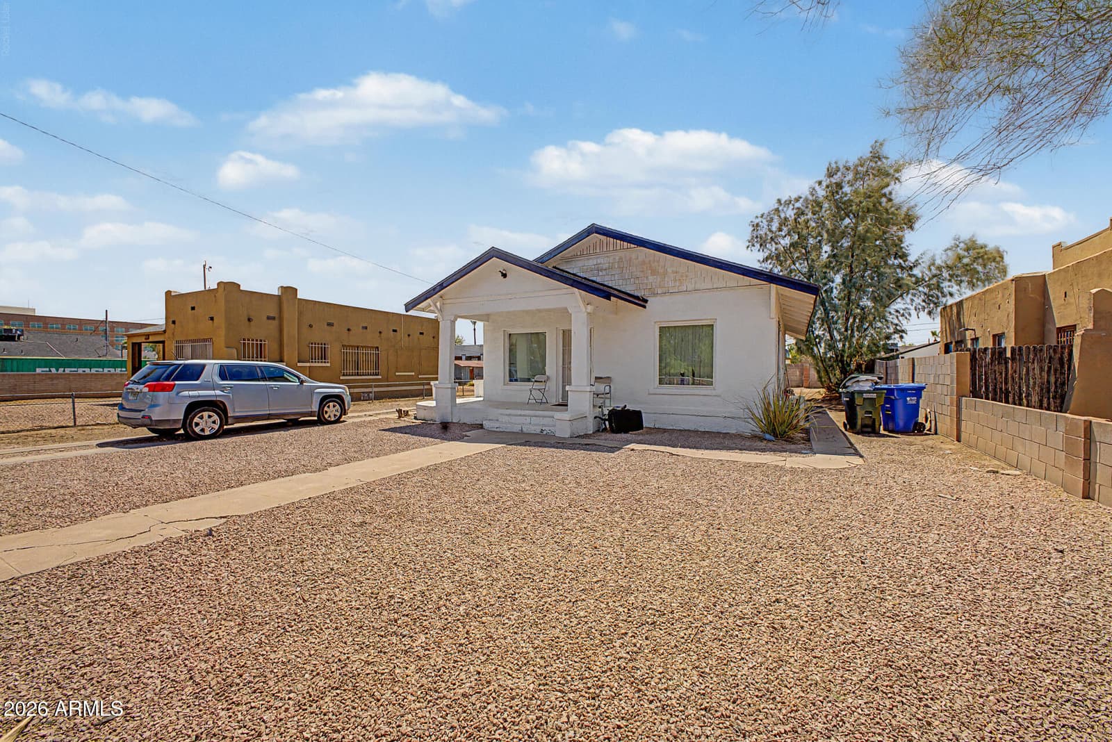 324 N 18TH Avenue, Phoenix, AZ 85007 — photo 3 of 15