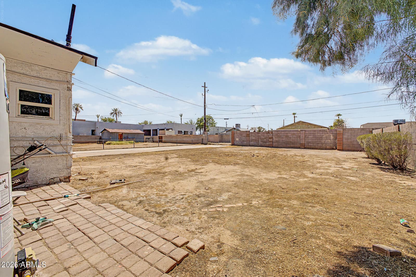 324 N 18TH Avenue, Phoenix, AZ 85007 — photo 12 of 15