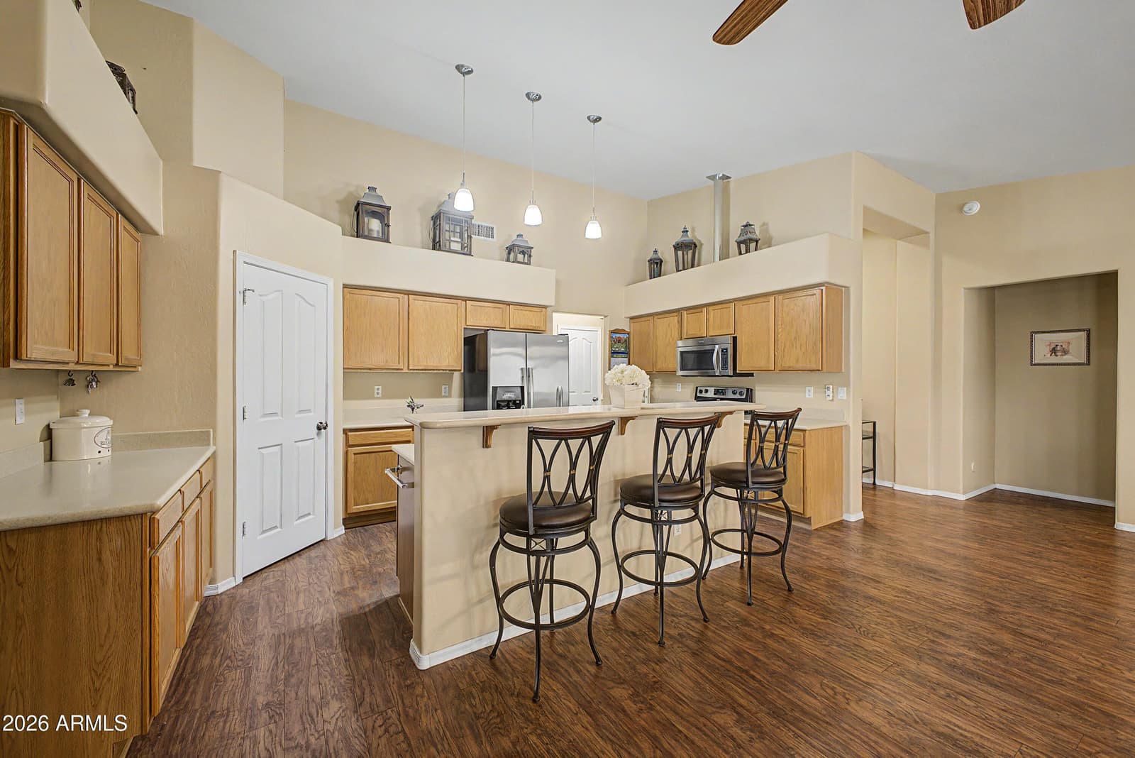 140 W BAYLOR Lane, Gilbert, AZ 85233 — photo 13 of 28