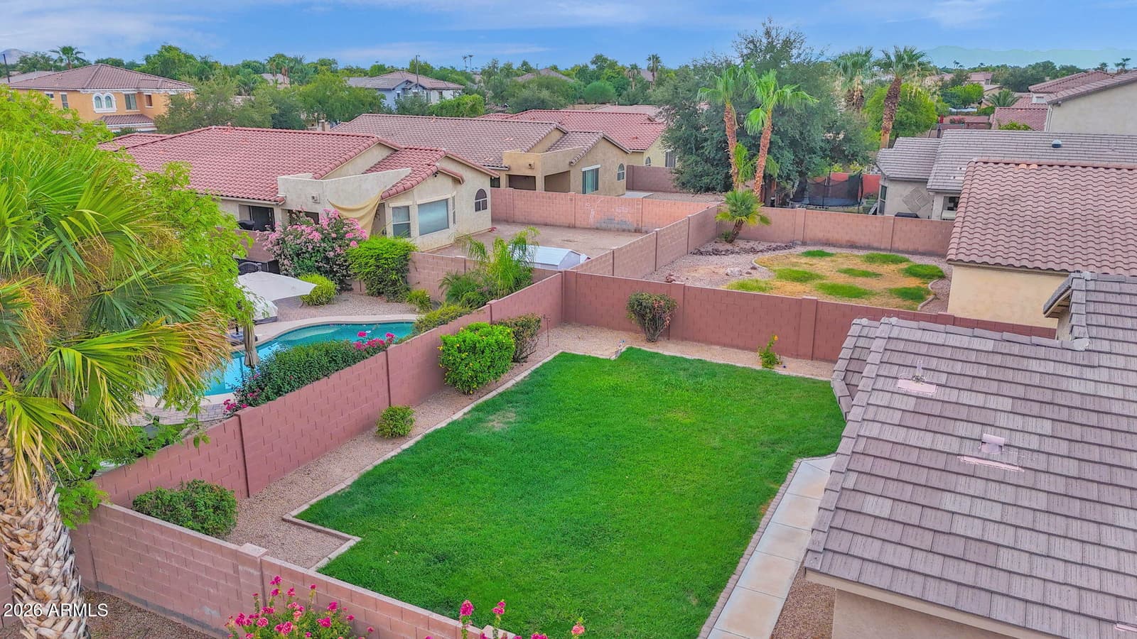 897 E INDIAN WELLS Place, Chandler, AZ 85249 — photo 10 of 38