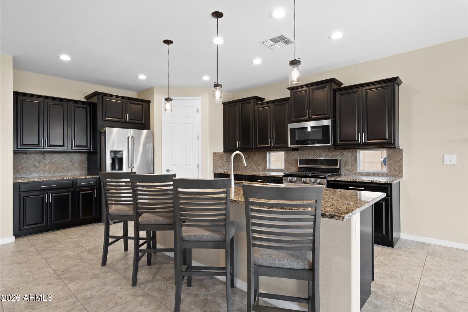 21359 N 260TH Drive, Buckeye, AZ 85396 — photo 5 of 33