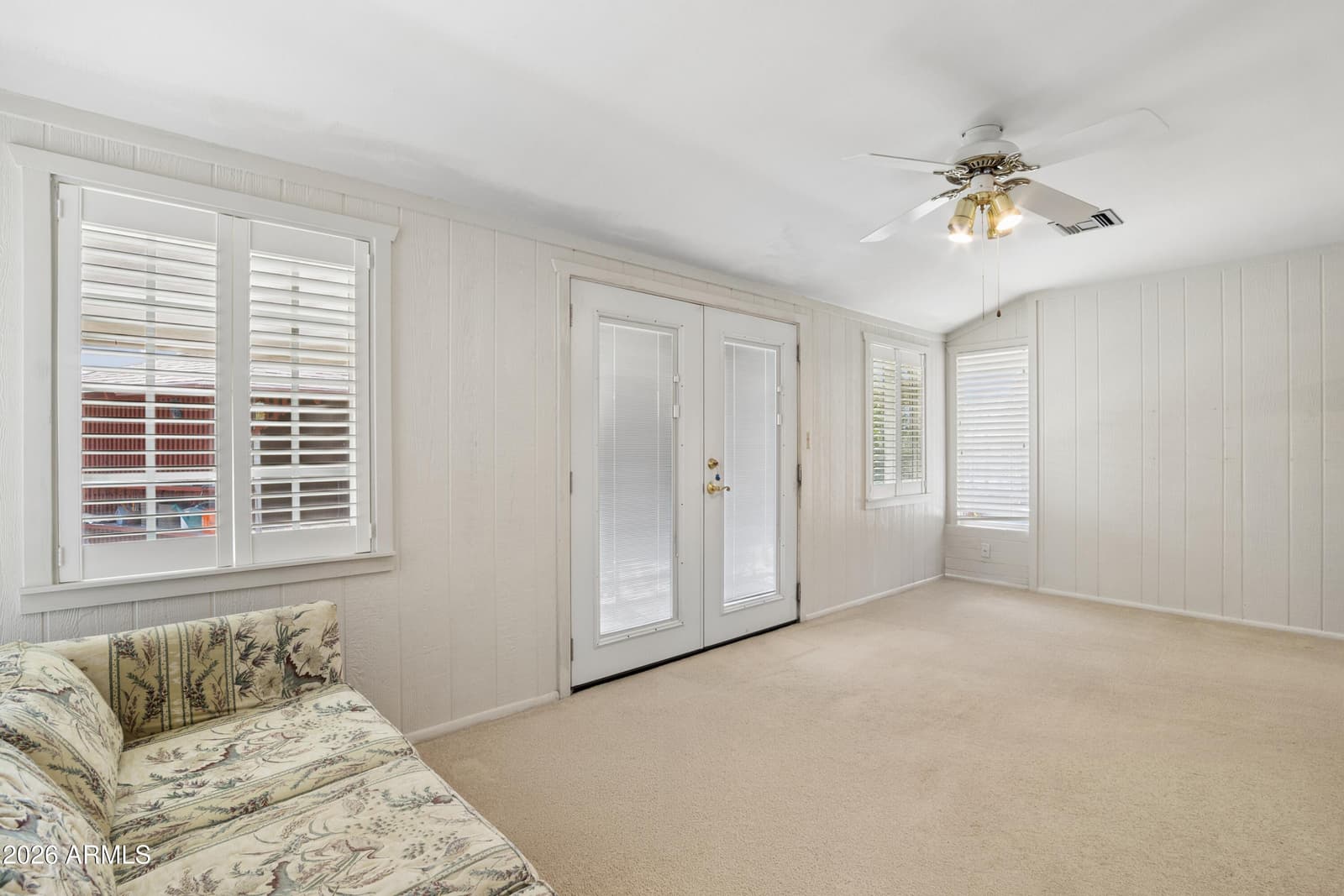 10906 W ROUNDELAY Circle S, Sun City, AZ 85351 — photo 17 of 40