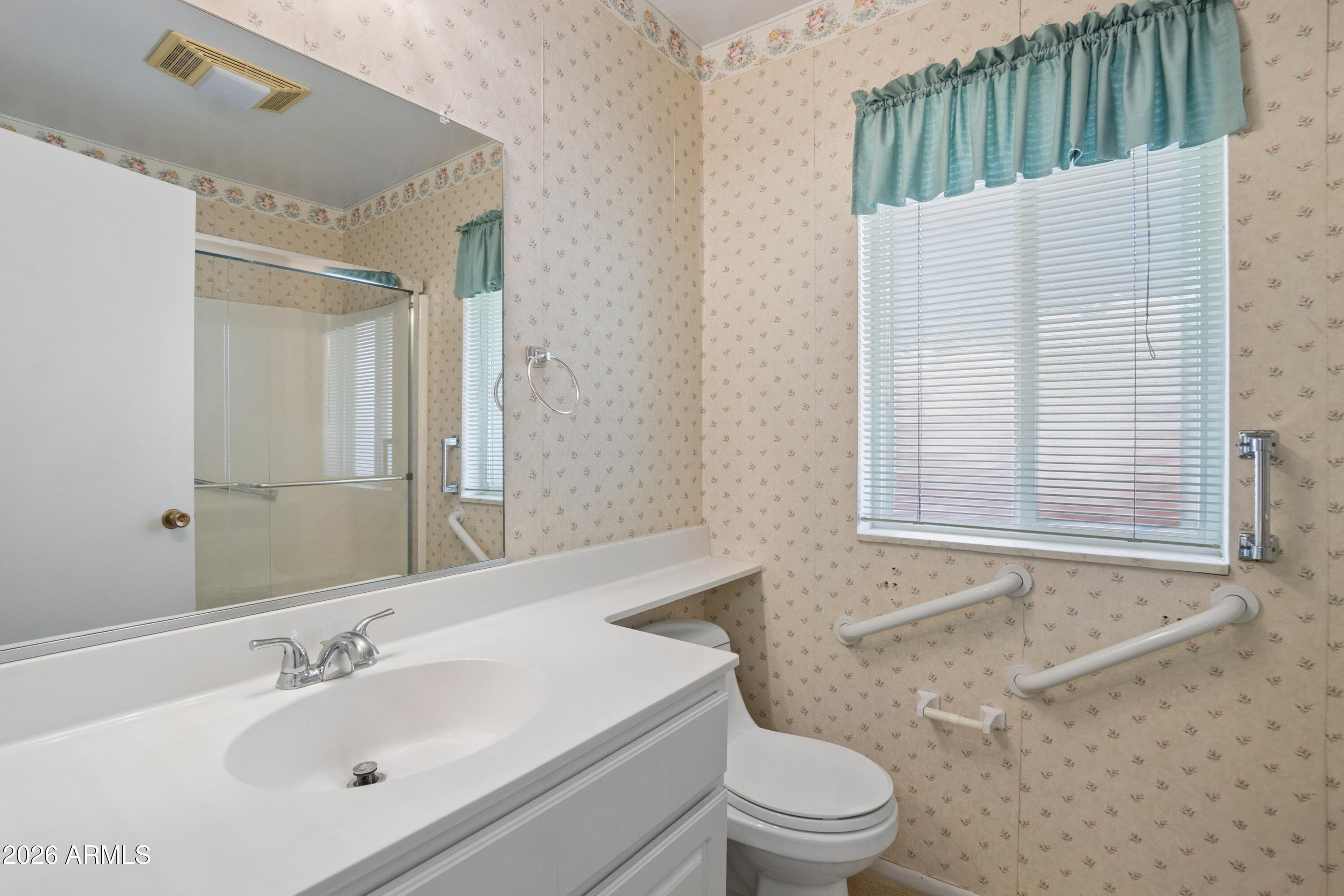 10906 W ROUNDELAY Circle S, Sun City, AZ 85351 — photo 22 of 40