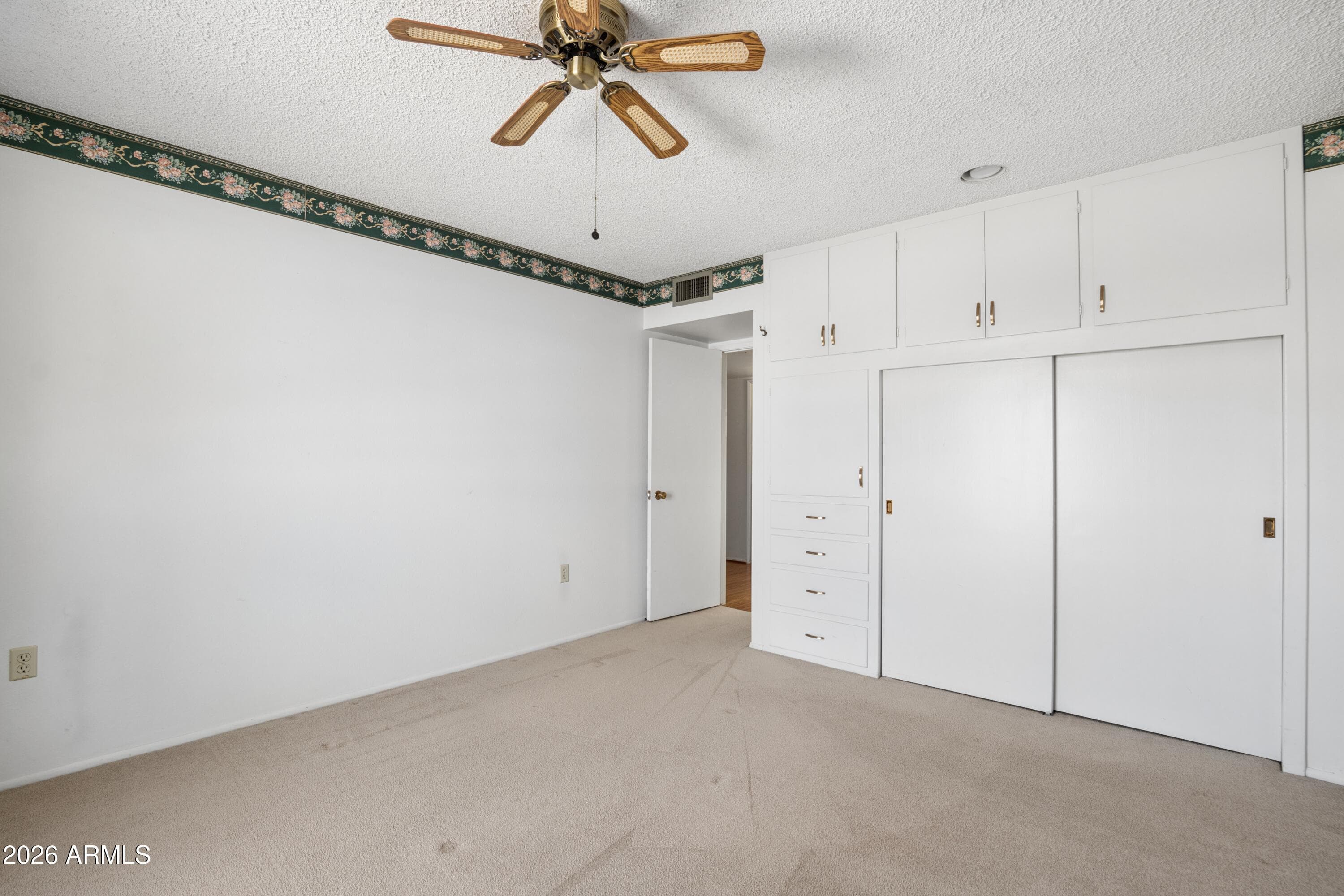 10906 W ROUNDELAY Circle S, Sun City, AZ 85351 — photo 29 of 40