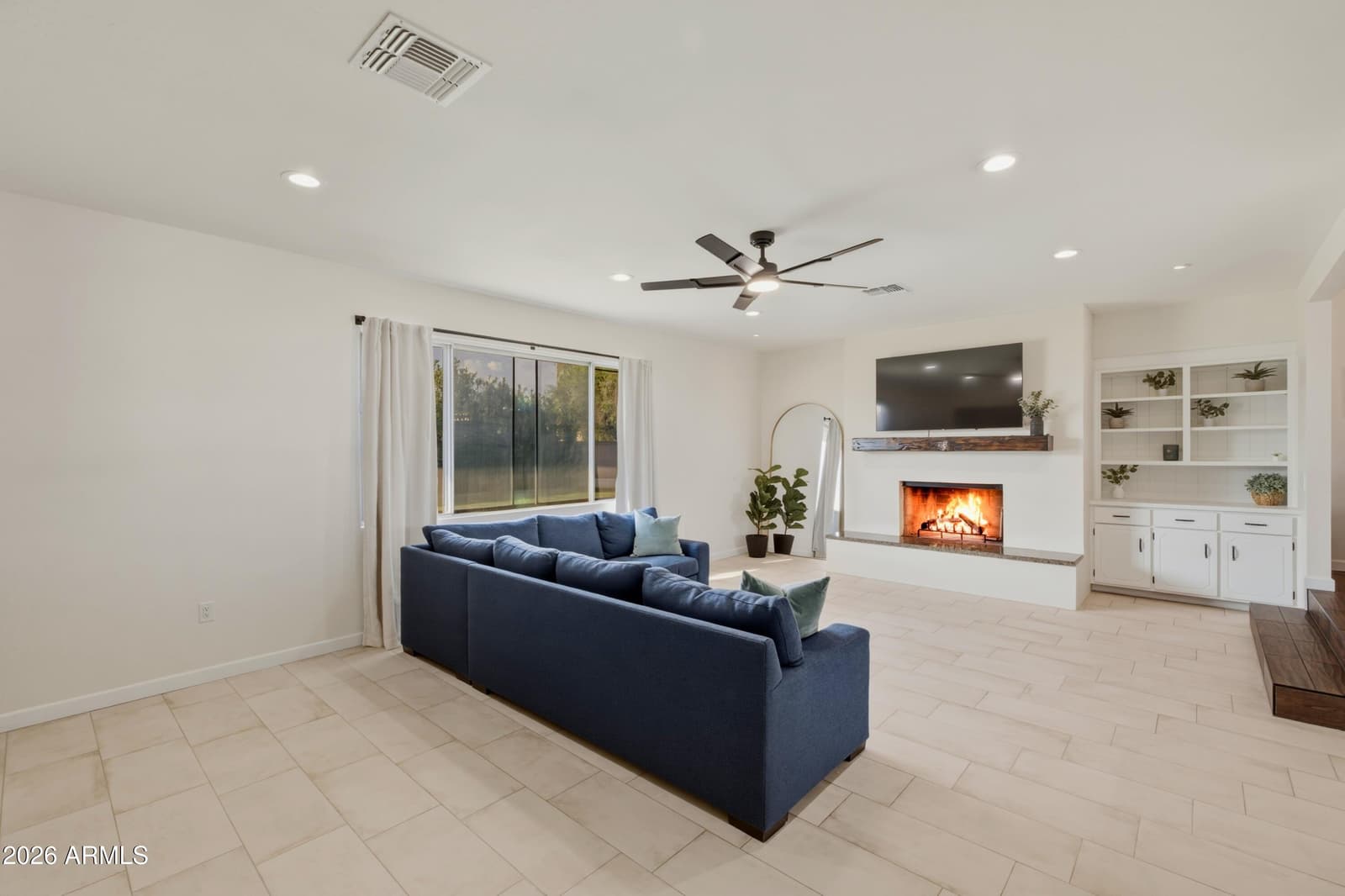 828 N Alamo Circle, Mesa, AZ 85213 — photo 9 of 55