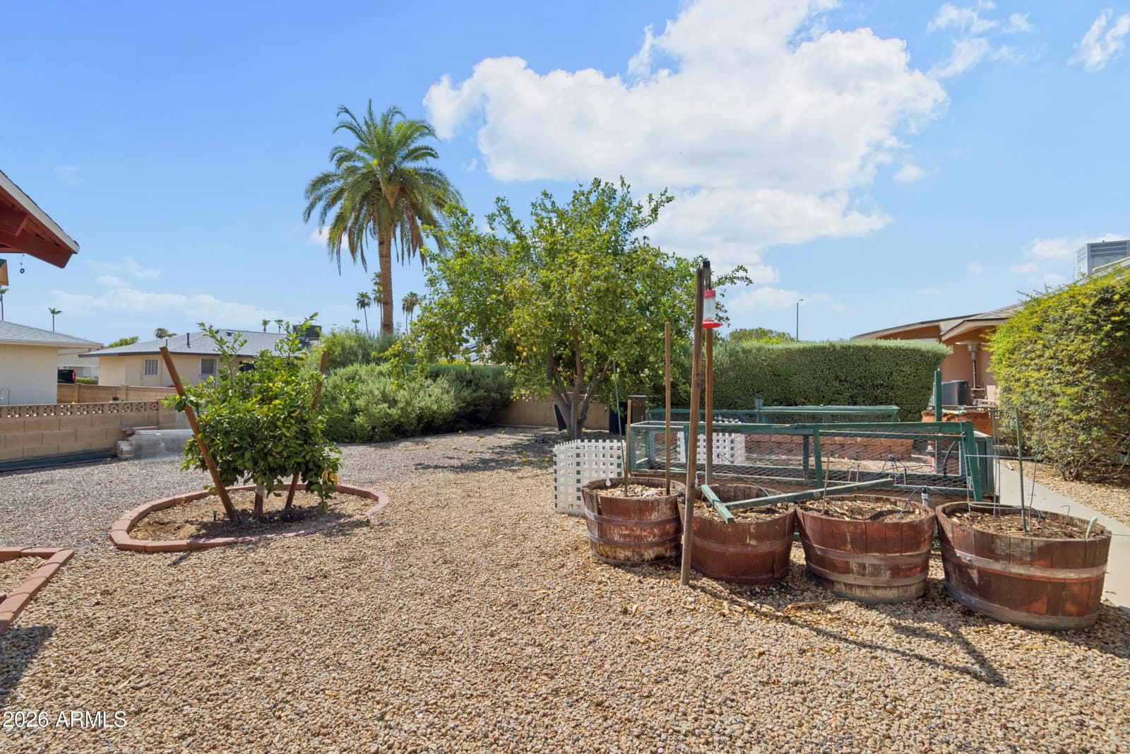 10906 W ROUNDELAY Circle S, Sun City, AZ 85351 — photo 38 of 40