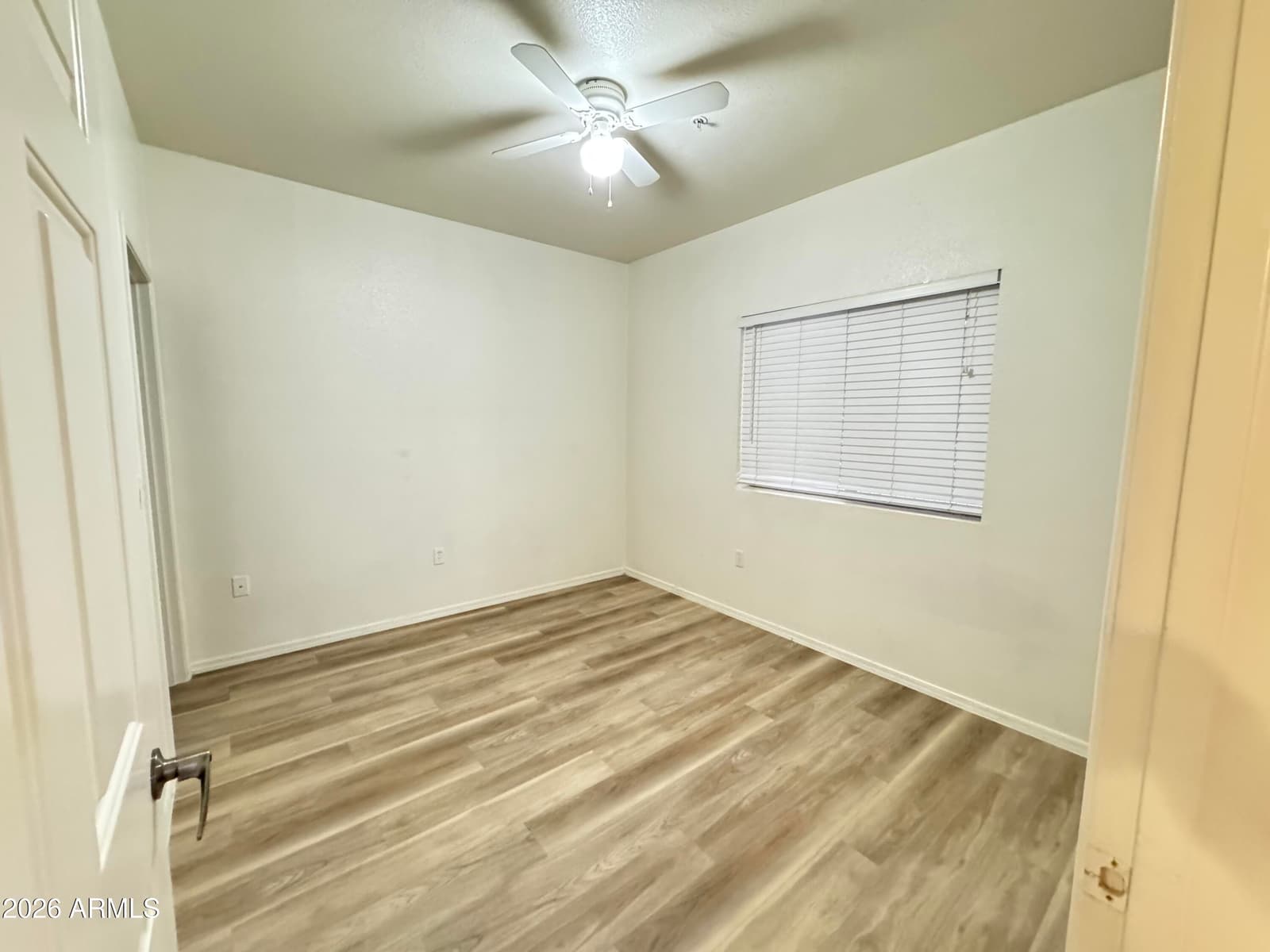 920 E DEVONSHIRE Avenue 2012, Phoenix, AZ 85014 — photo 11 of 18