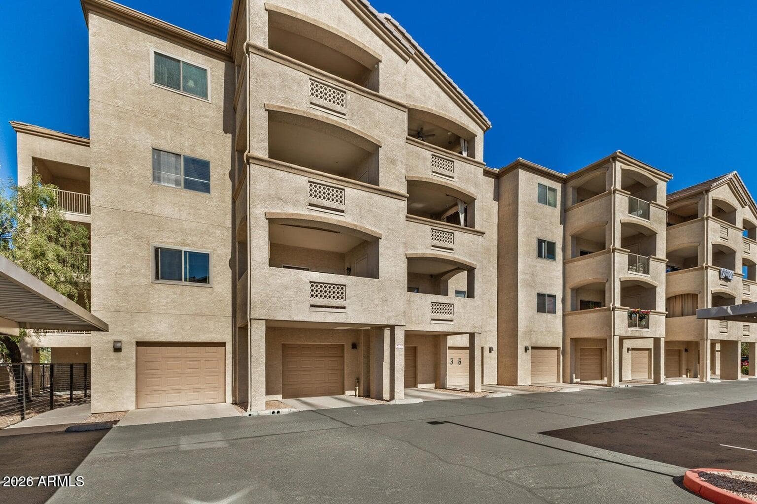 920 E DEVONSHIRE Avenue 2012, Phoenix, AZ 85014 — photo 1 of 18