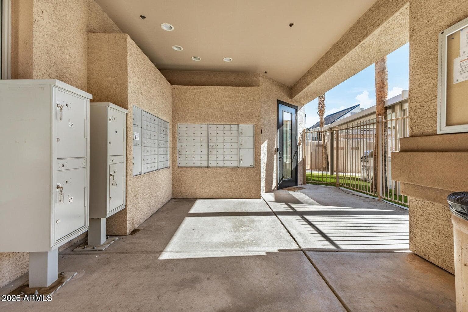 920 E DEVONSHIRE Avenue 2012, Phoenix, AZ 85014 — photo 16 of 18