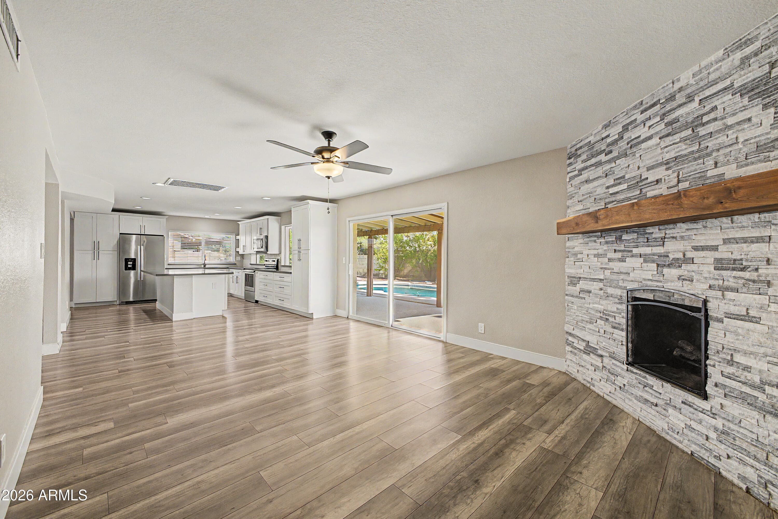 1355 W LOBO Avenue, Mesa, AZ 85202 — photo 7 of 21