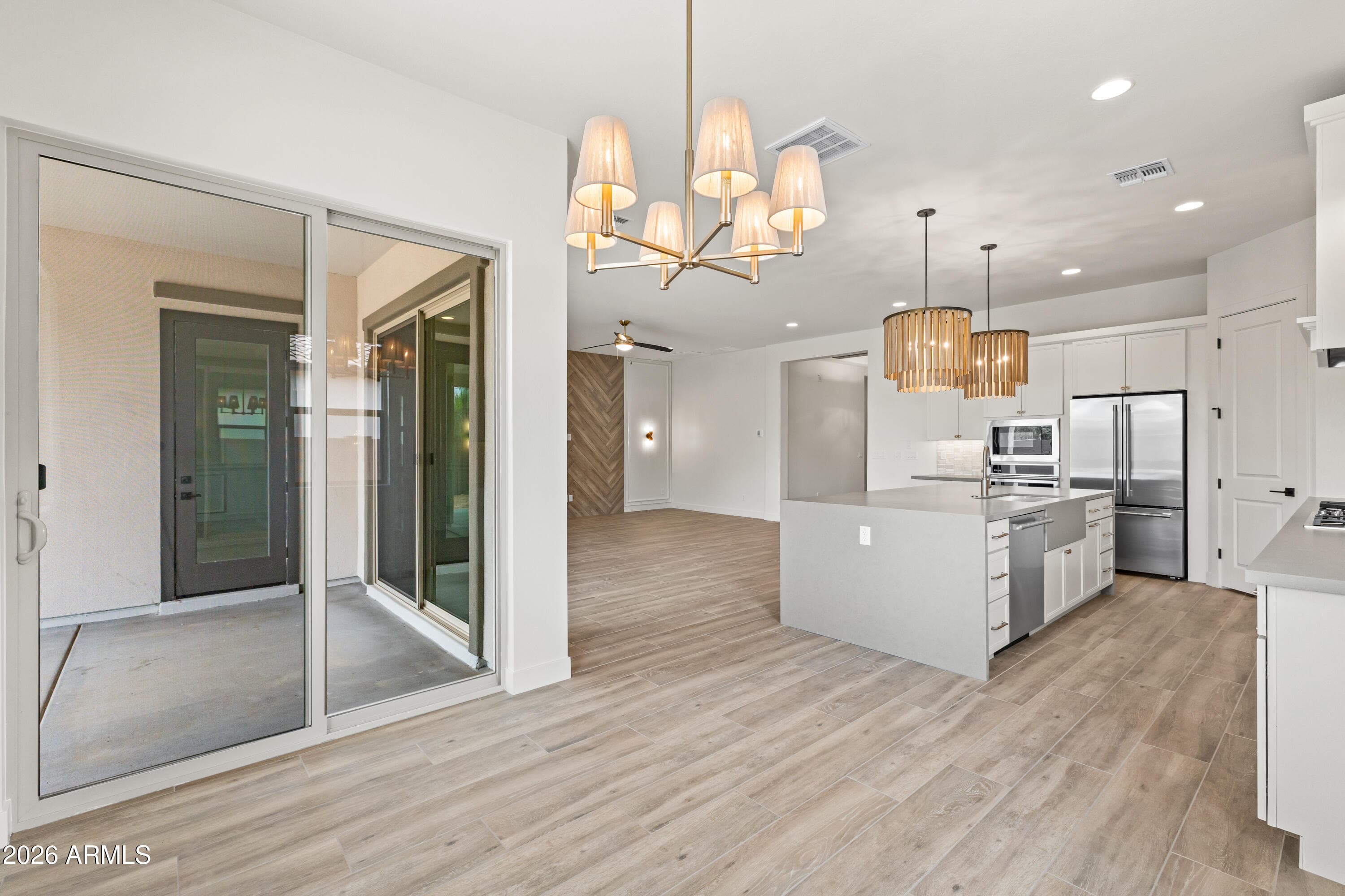 7331 W LISBON Lane, Peoria, AZ 85381 — photo 11 of 49