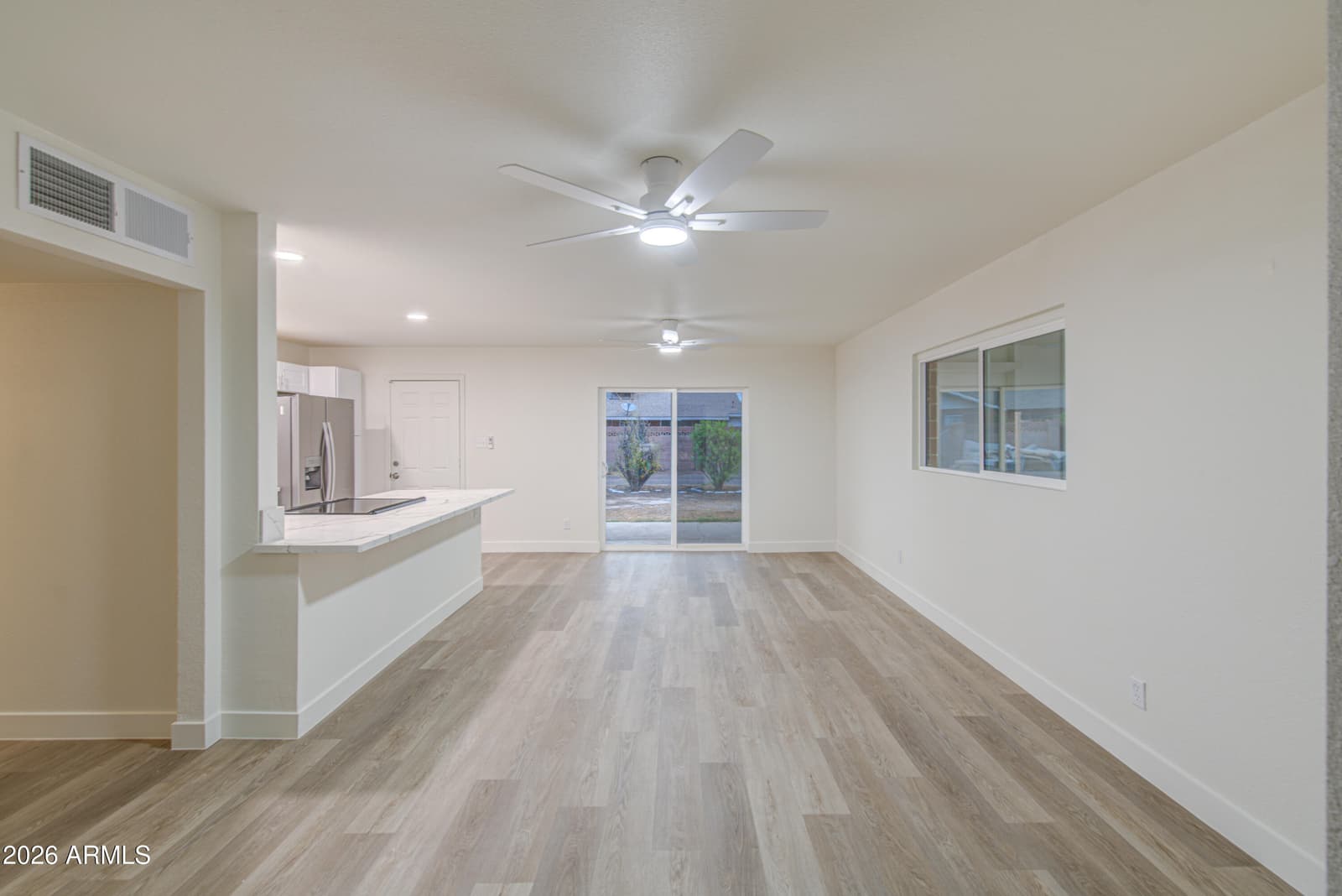3700 W CAVALIER Drive, Phoenix, AZ 85019 — photo 7 of 36